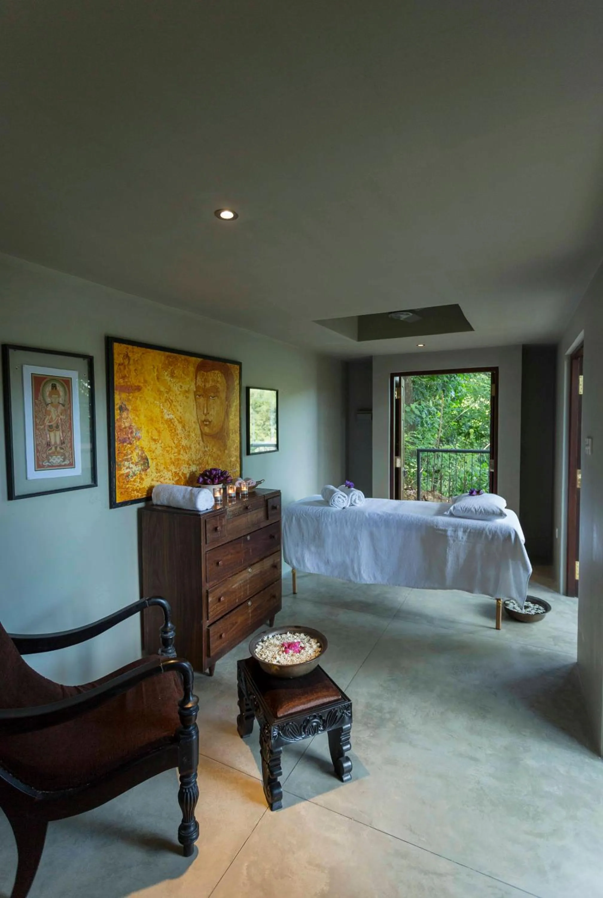 Massage, Bed in The Hermitage by Edwards Collection - Kandy