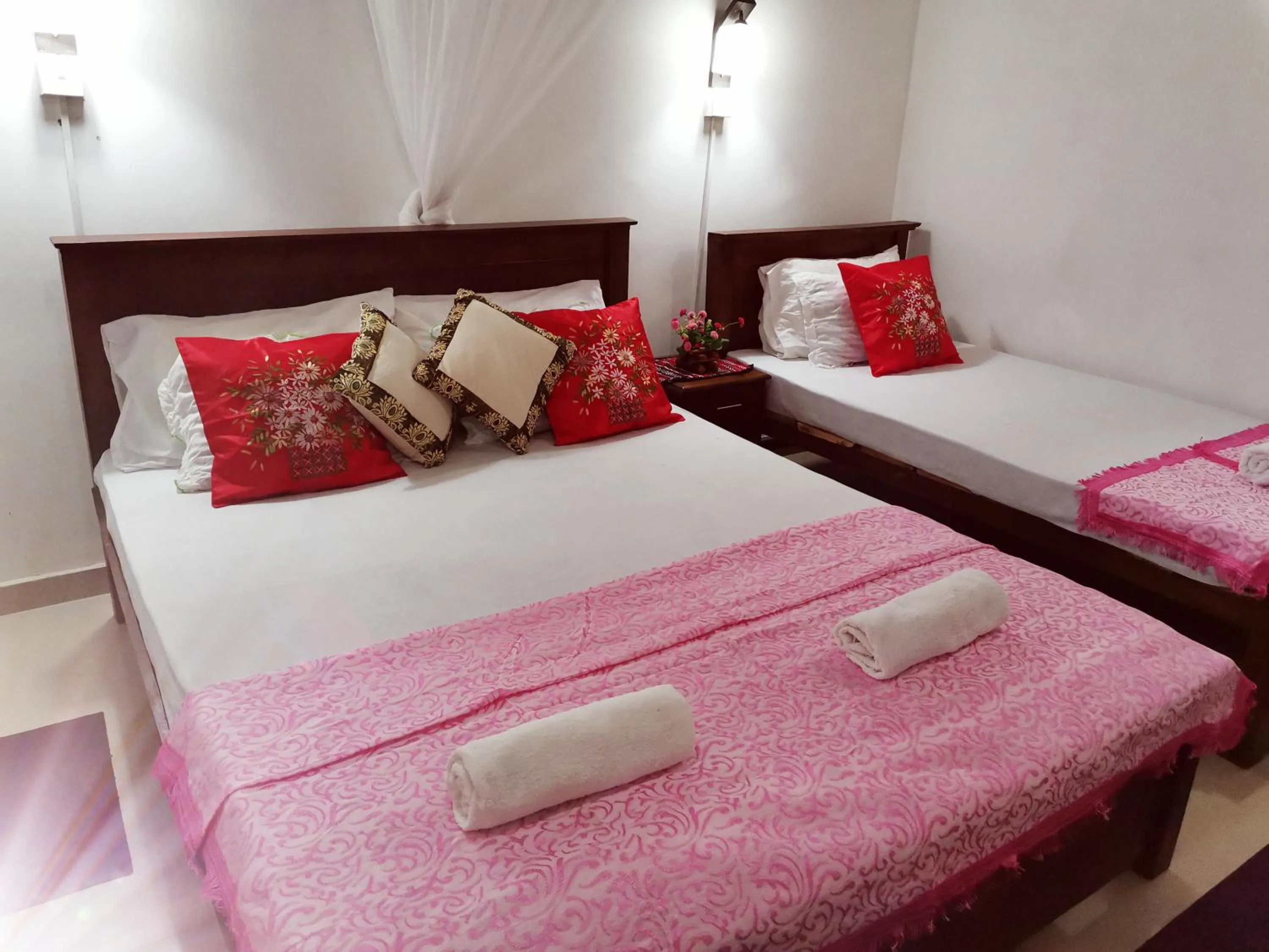 Bed in Southern Comforts - Galle Fort