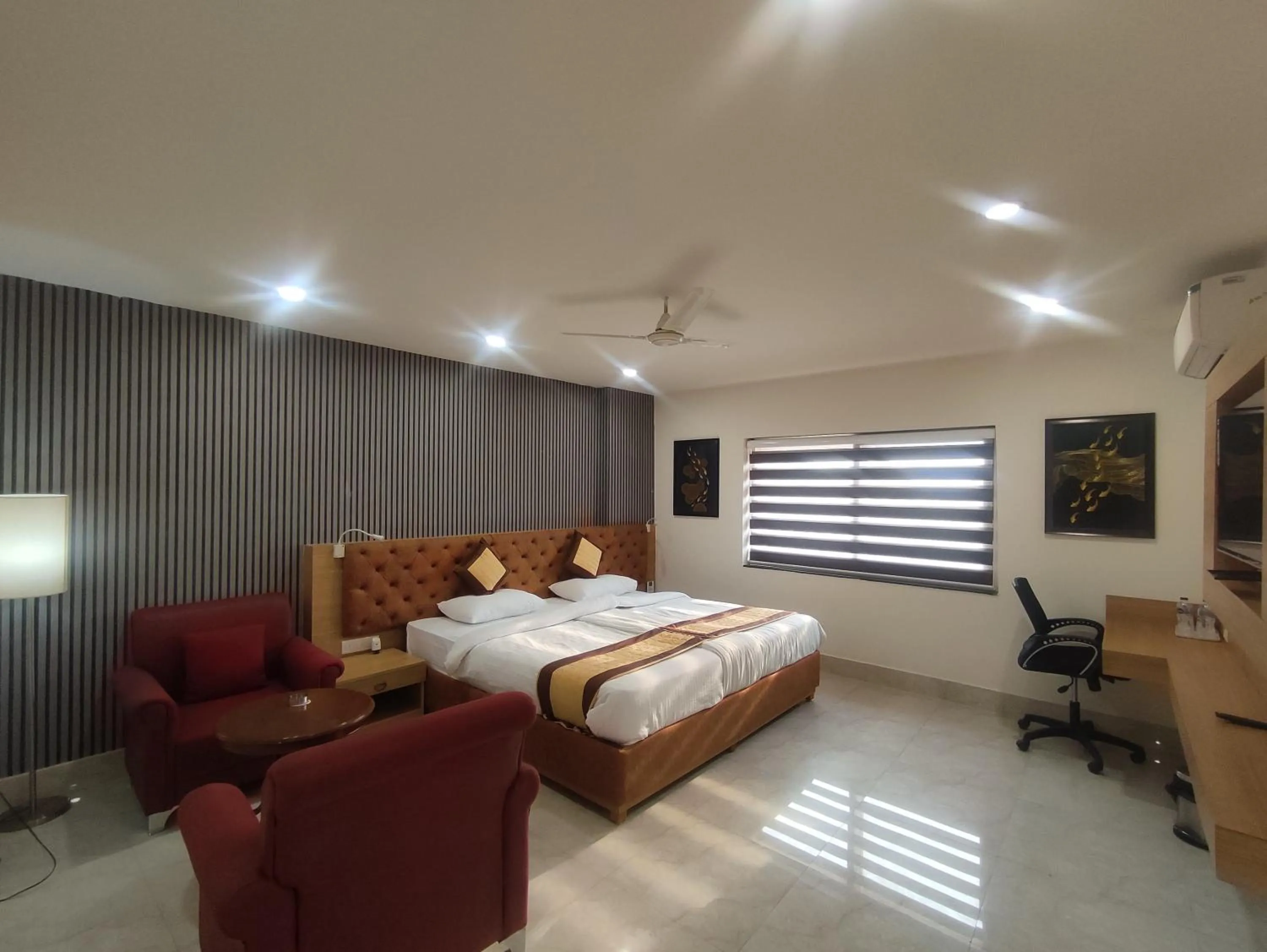 Bedroom, Bed in The Rajgir Residency