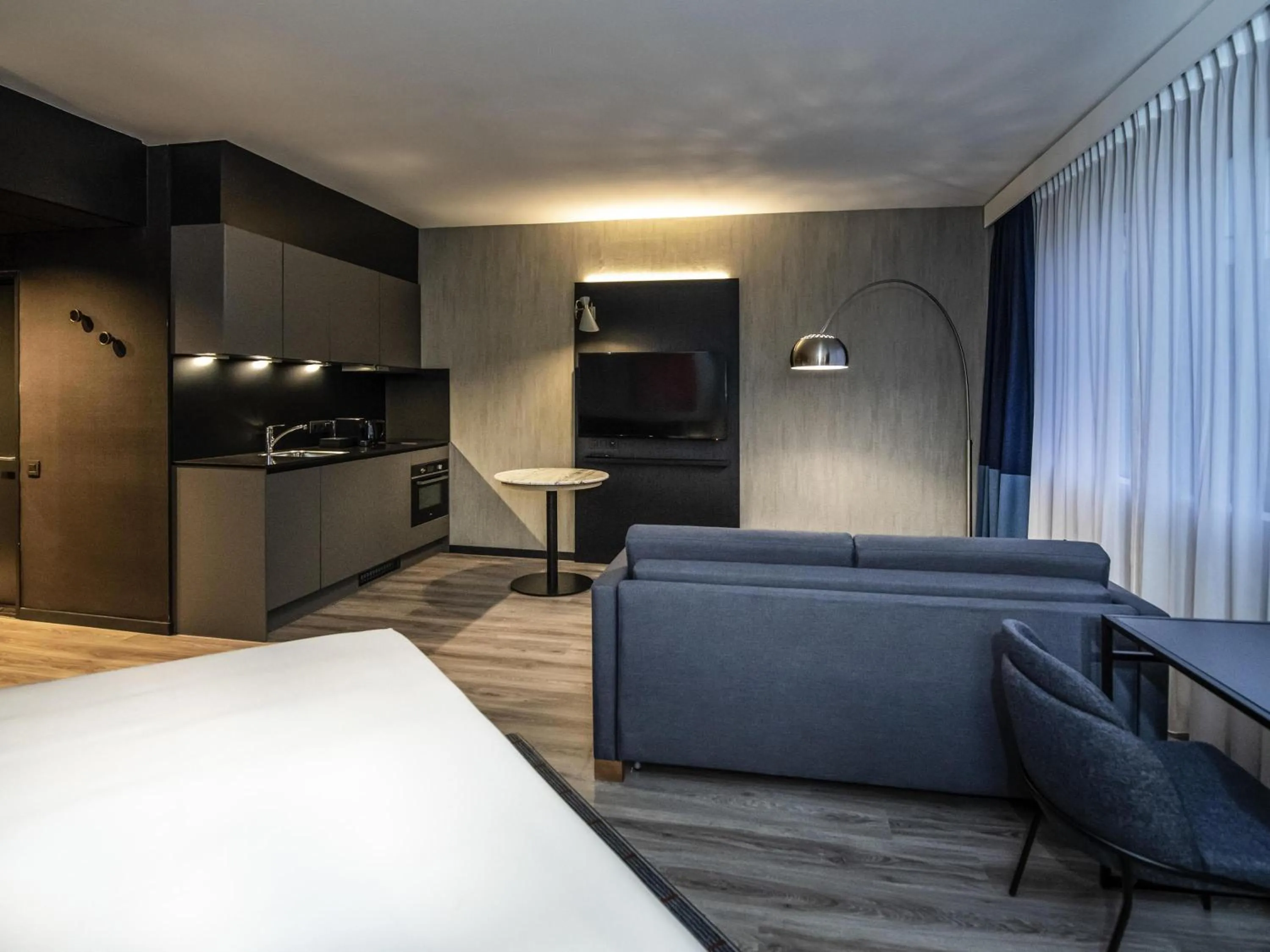 Bedroom, Bed in Mercure Antwerp City South