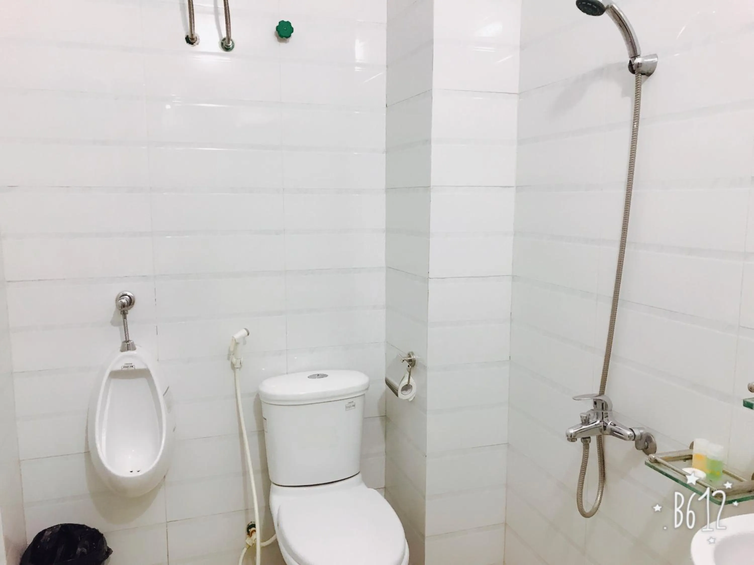 Bathroom in Binh Minh Hotel