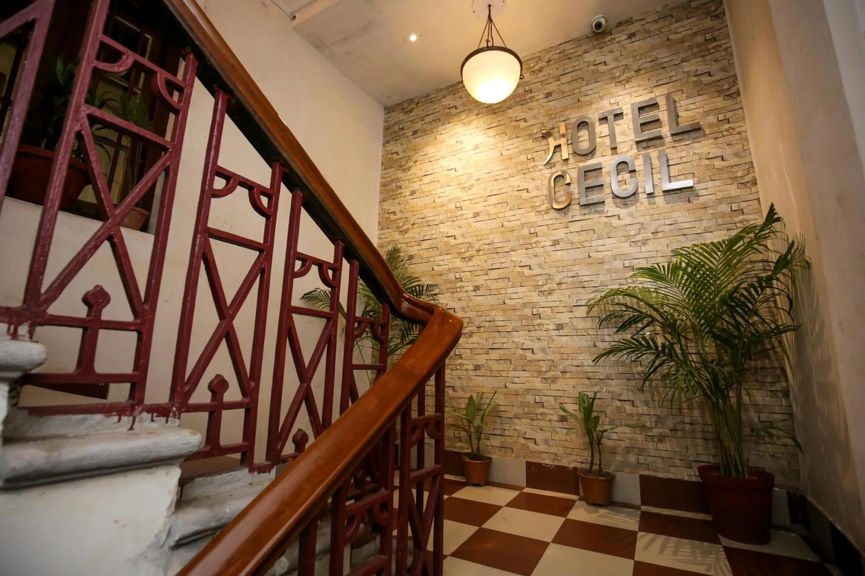 Facade/entrance in Hotel Cecil