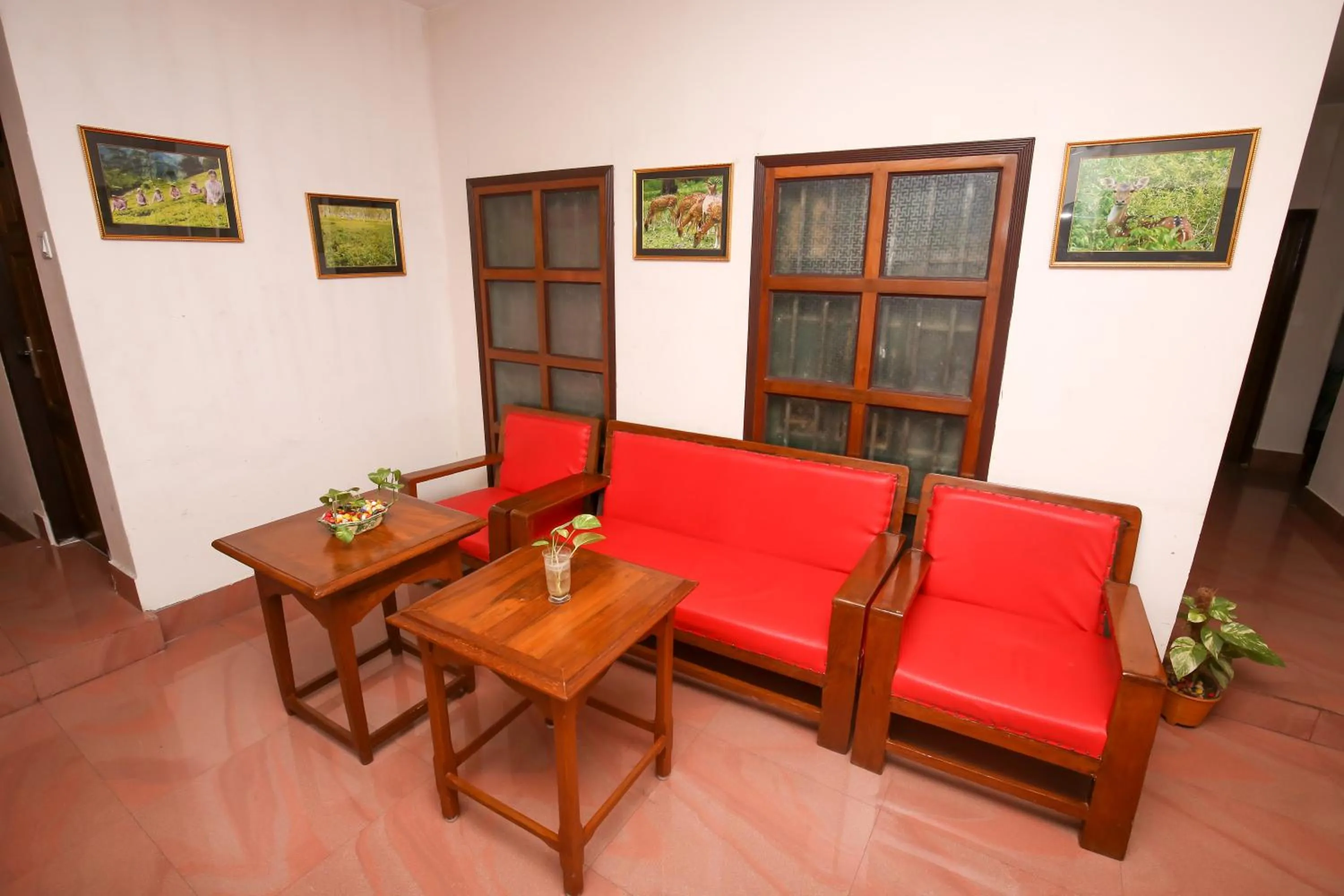 Property building in Hotel Cecil