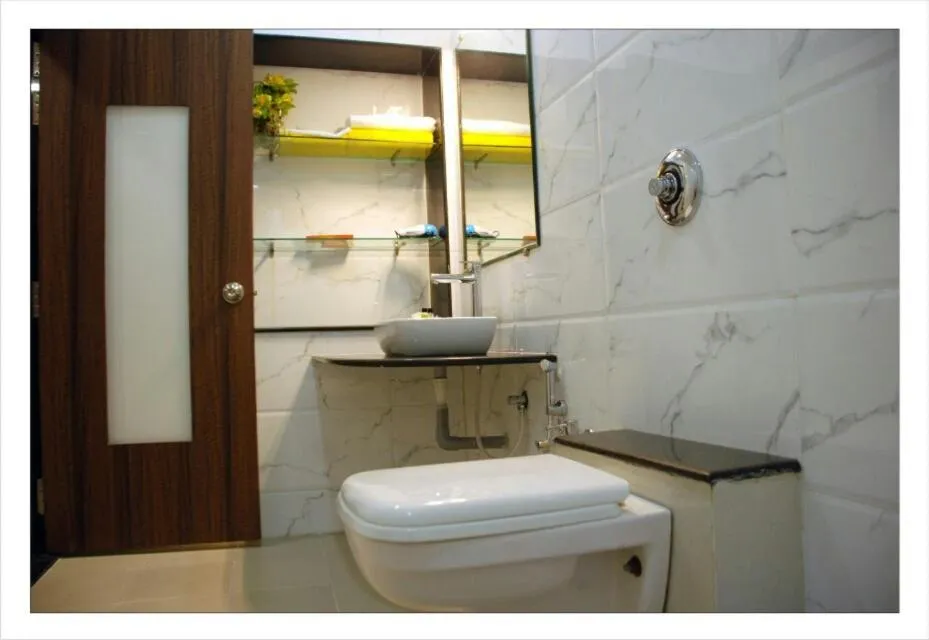 Bathroom in Matoshri Homestay Airport Road