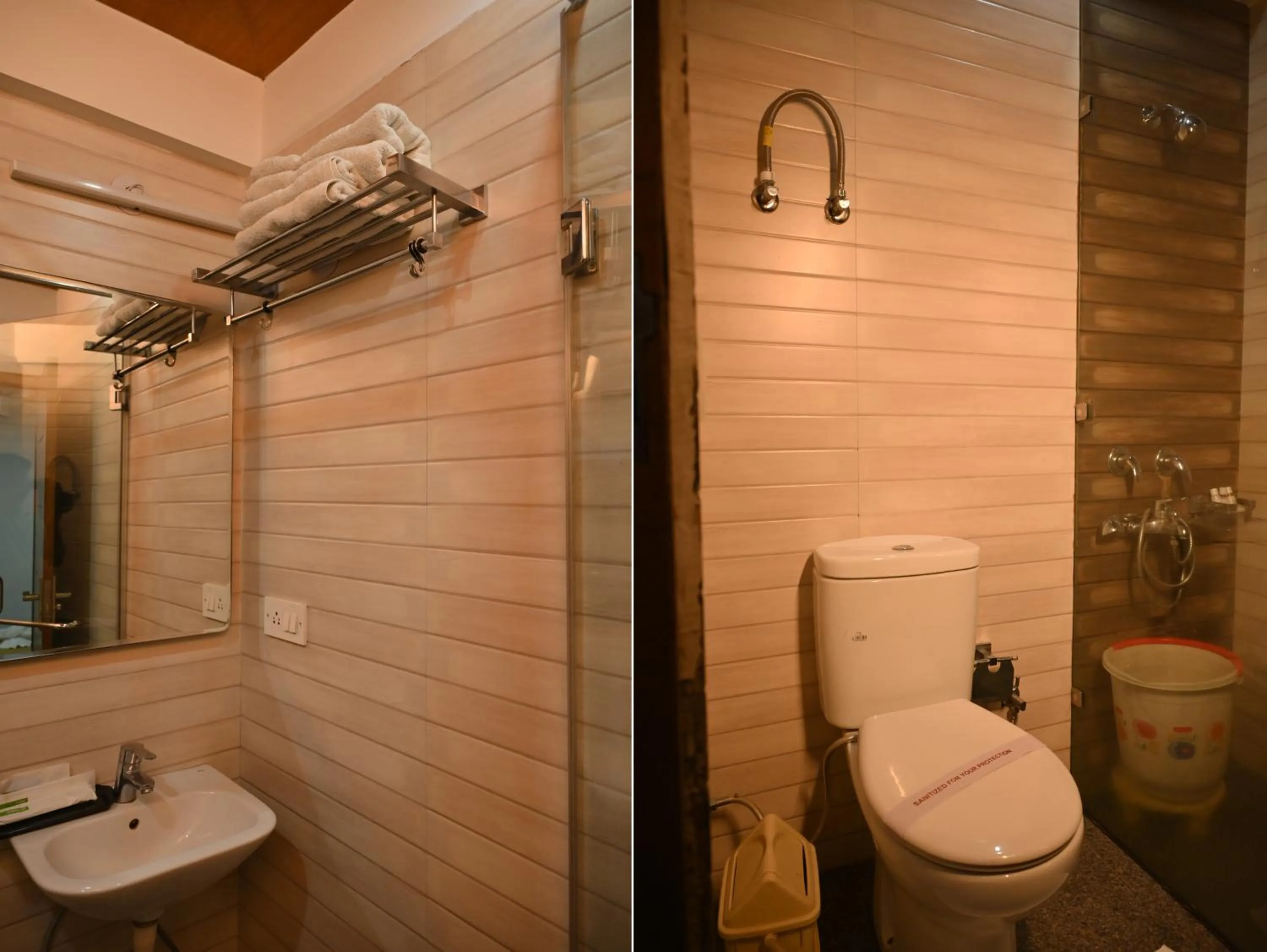 Bathroom in Hotel DH