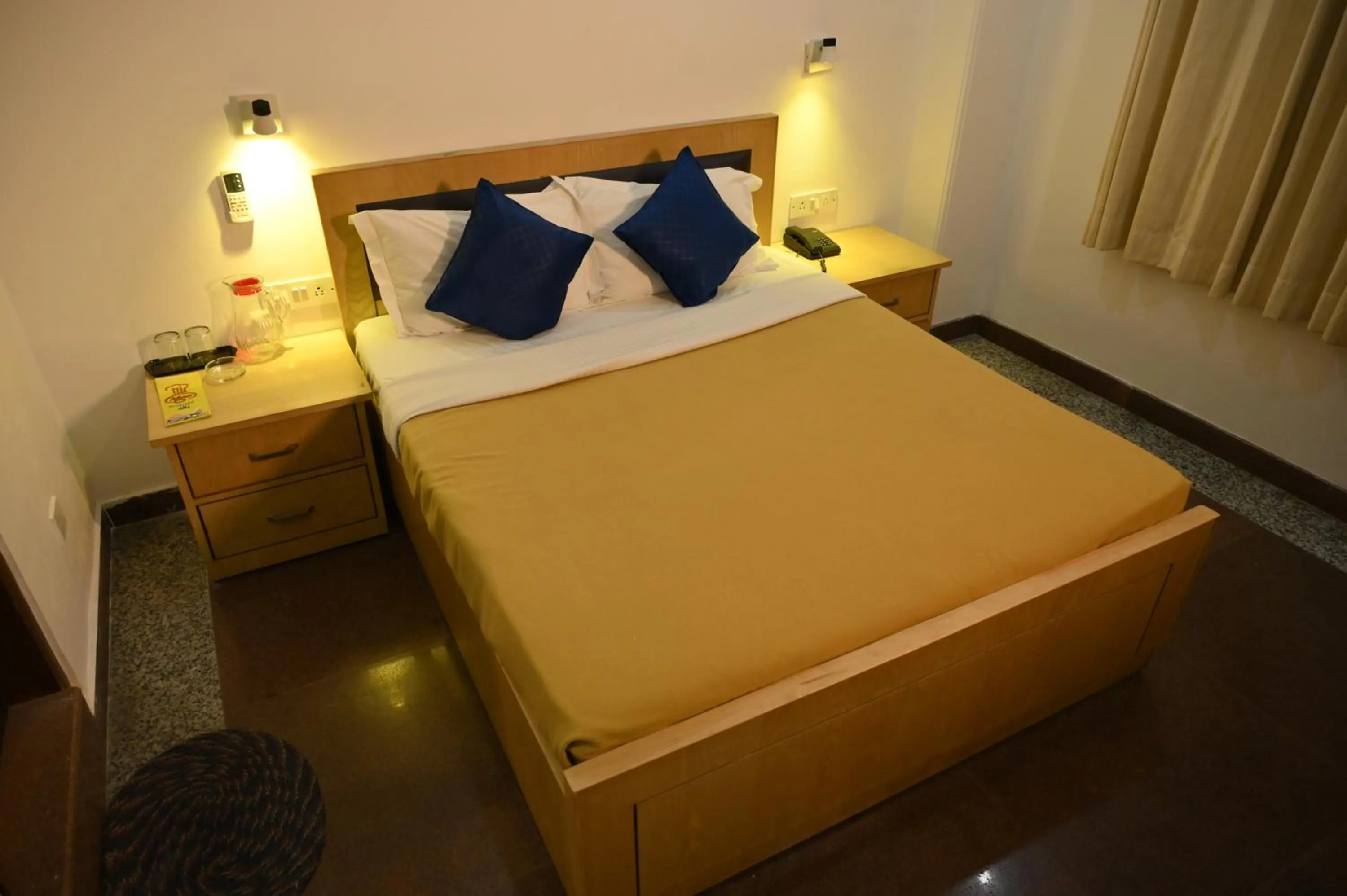 Photo of the whole room, Bed in Hotel DH