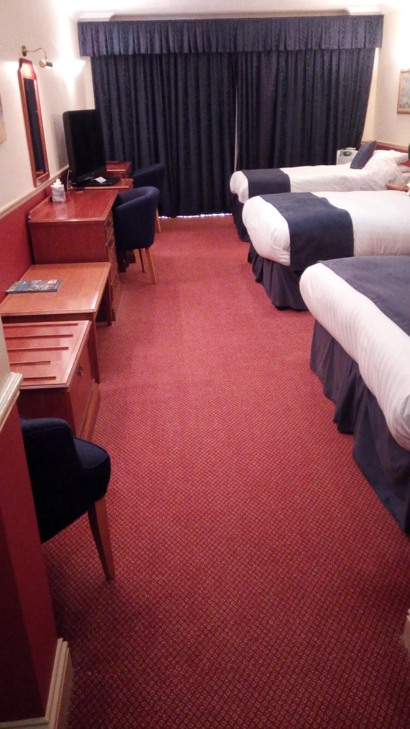 London Beach Country Hotel & Golf Club