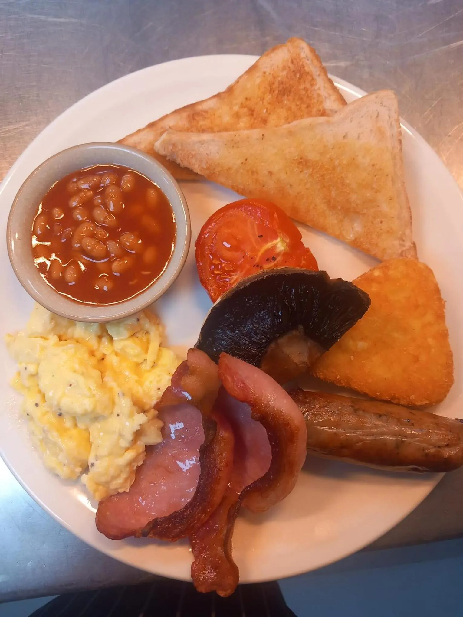 London Beach Country Hotel & Golf Club