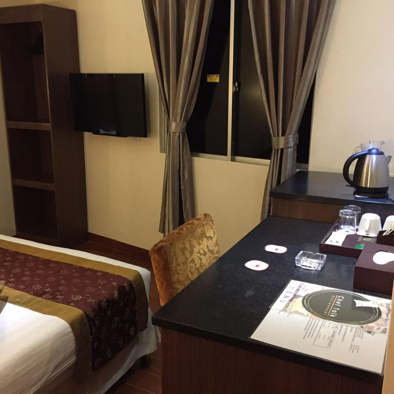 Coffee/tea facilities in Hotel & Apartment Ambassador 3