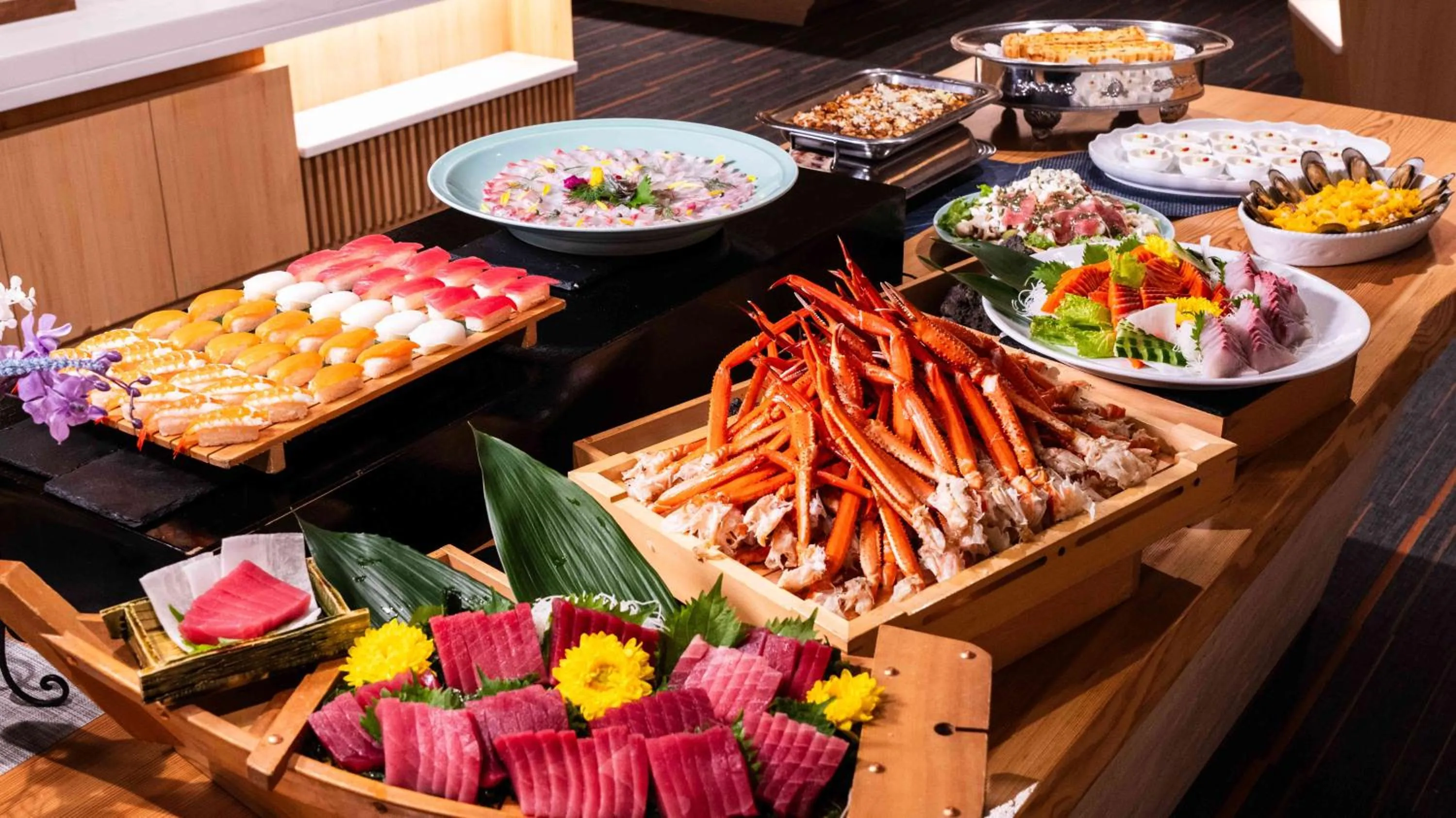 Food and drinks in Motosu Phoenix Hotel