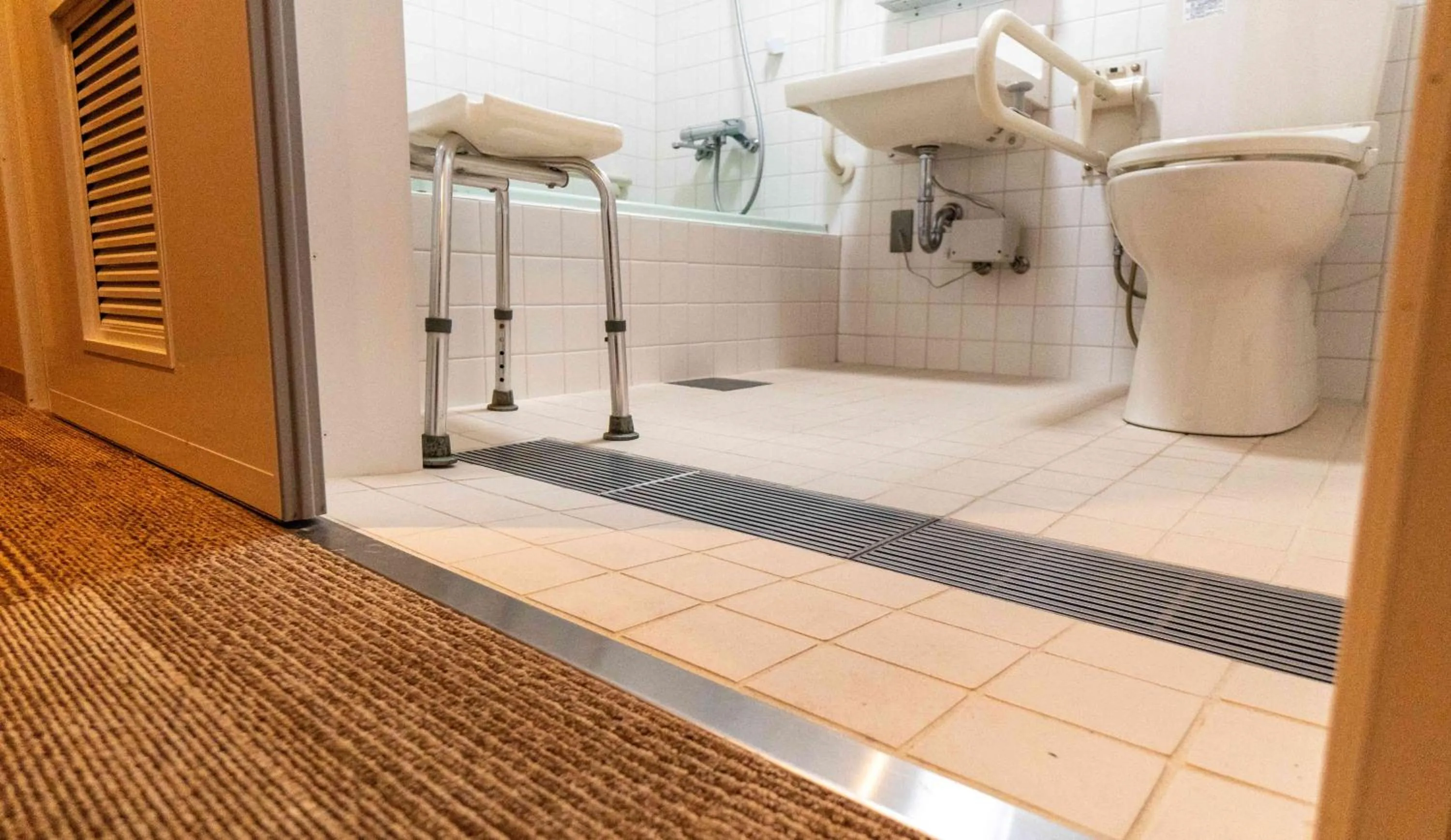 Toilet in Motosu Phoenix Hotel