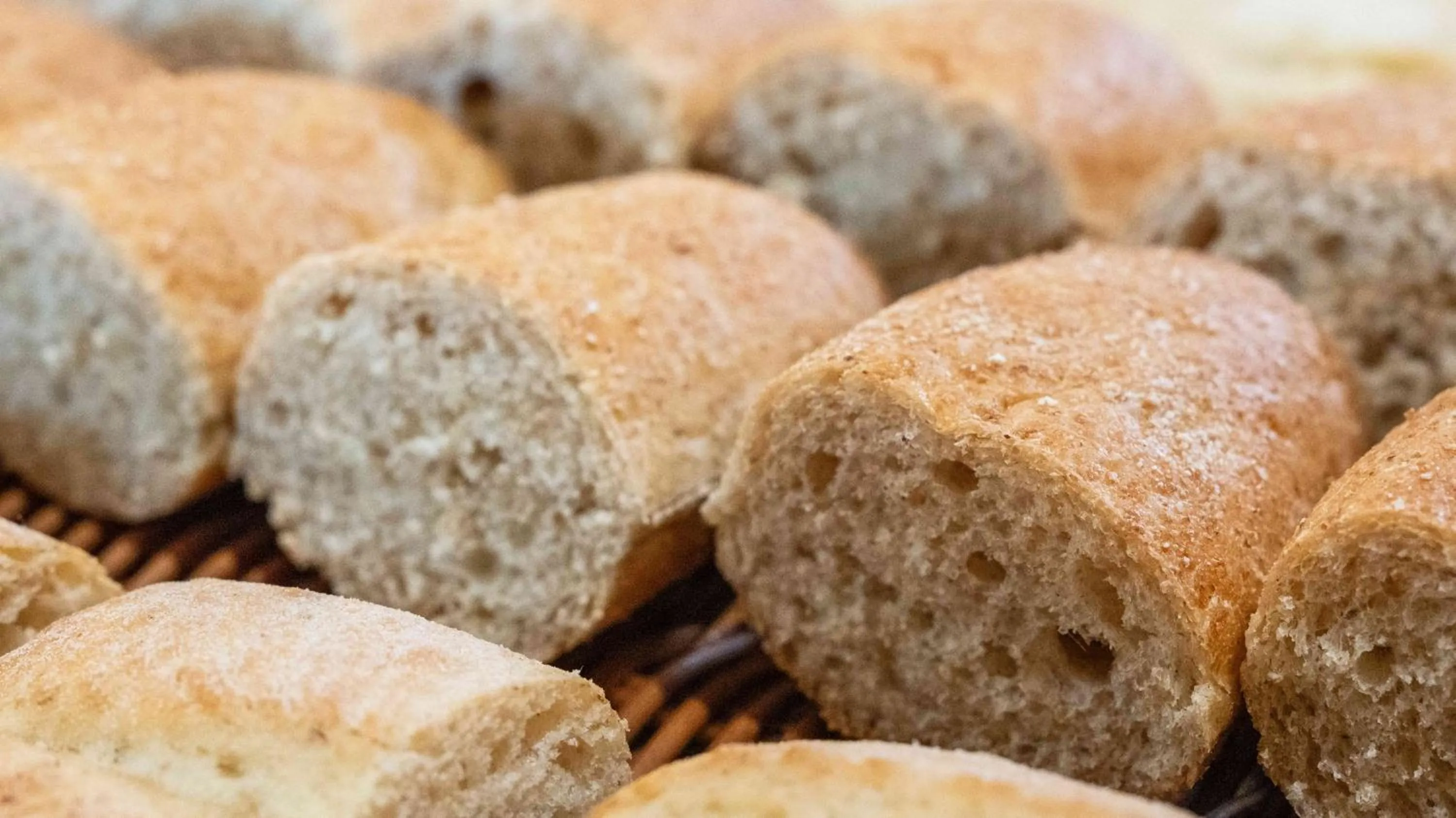 Food and drinks in Motosu Phoenix Hotel