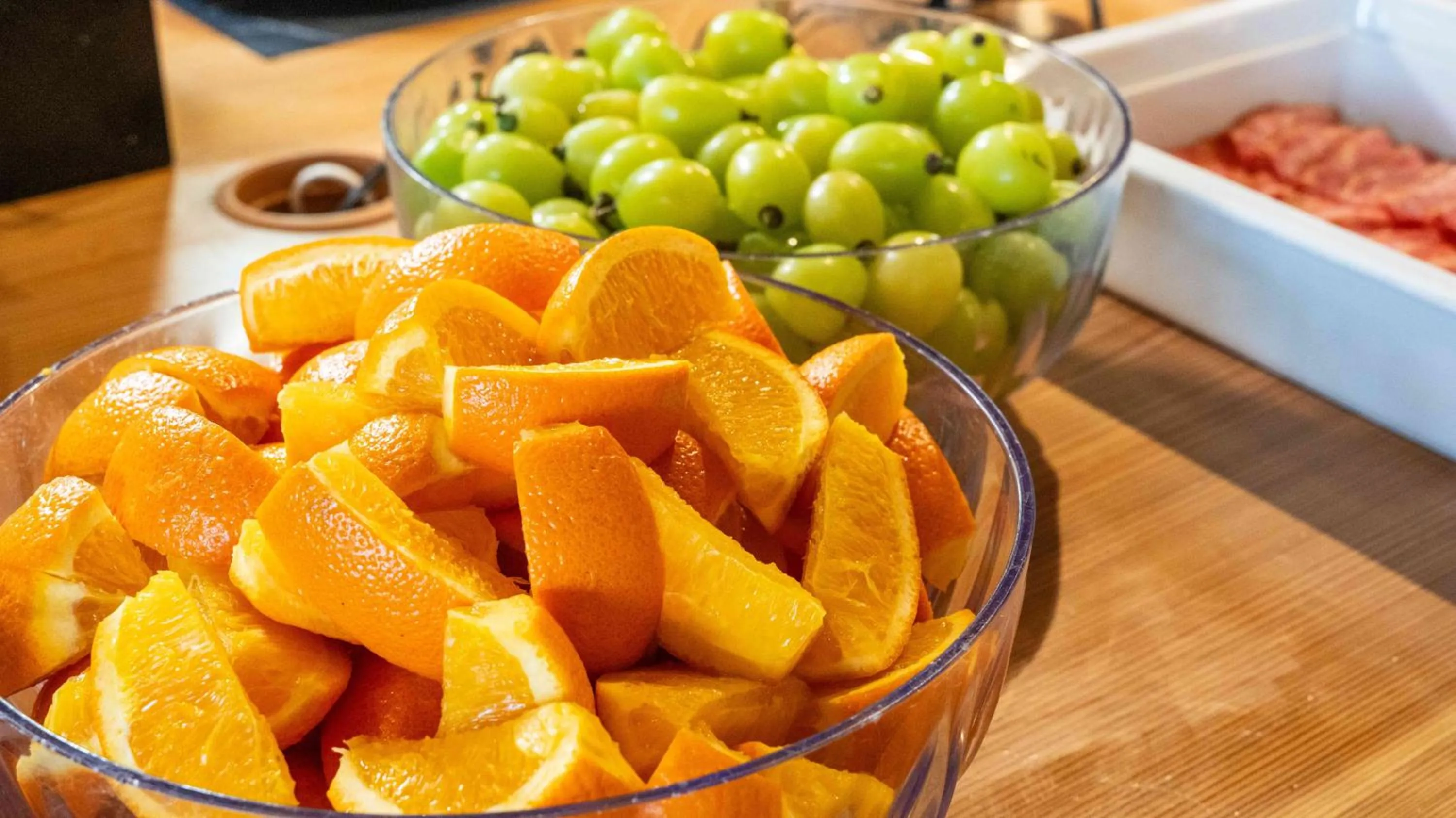 Food and drinks in Motosu Phoenix Hotel