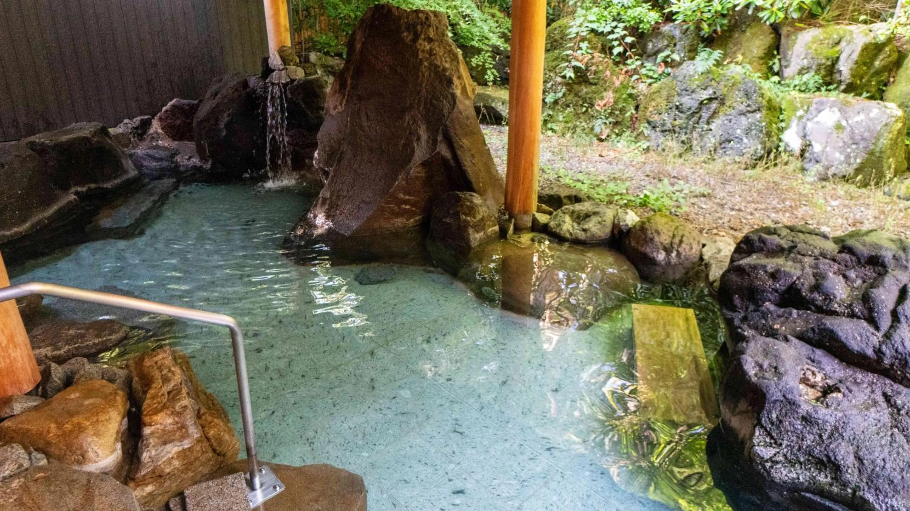 Hot Spring Bath in Motosu Phoenix Hotel
