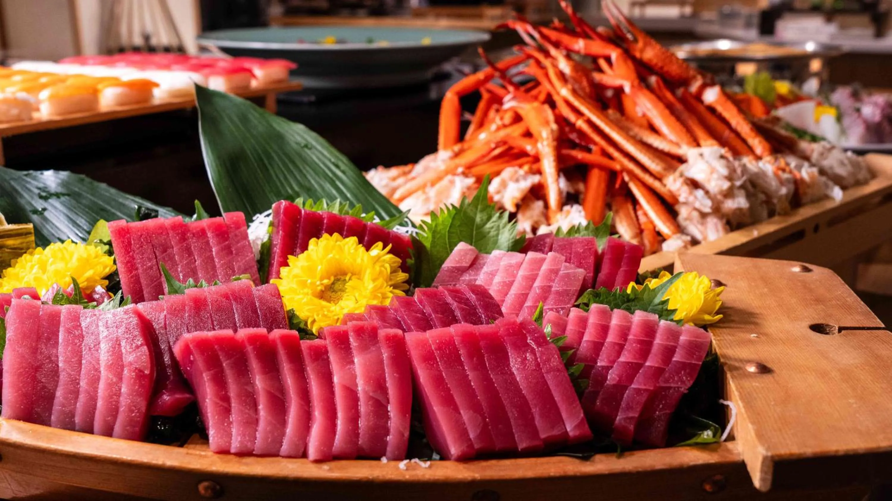 Food and drinks in Motosu Phoenix Hotel