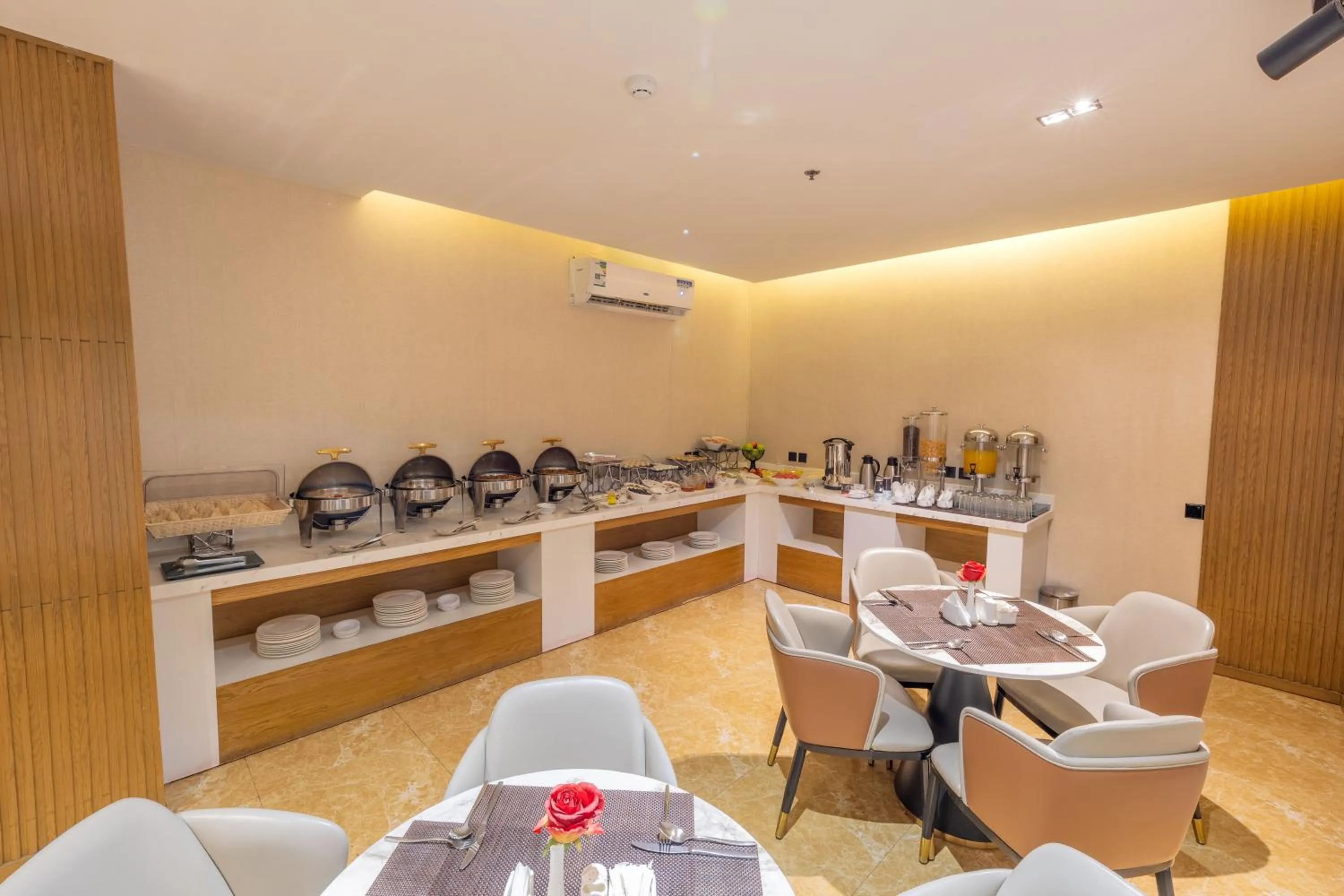 Al Muhaidb Residence Al Takhasossi 1