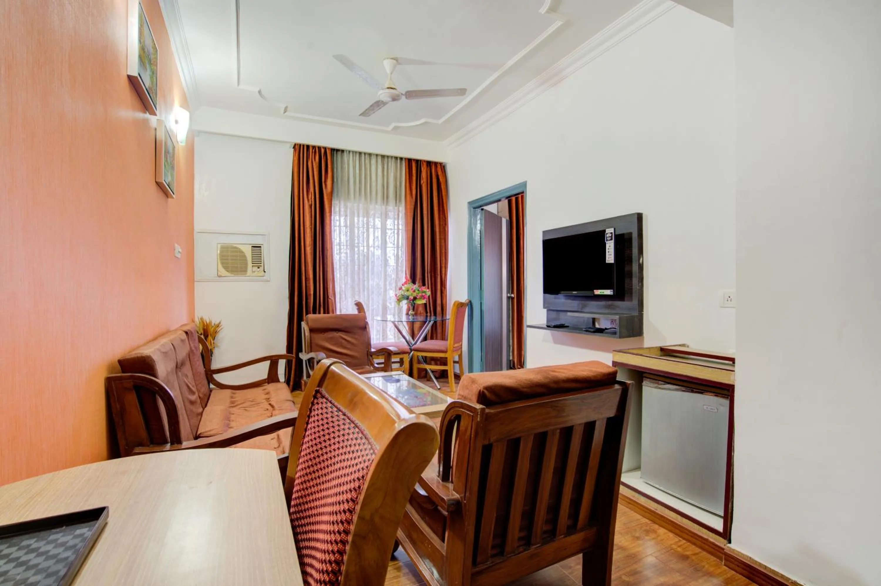Hotel Mahadev Palace