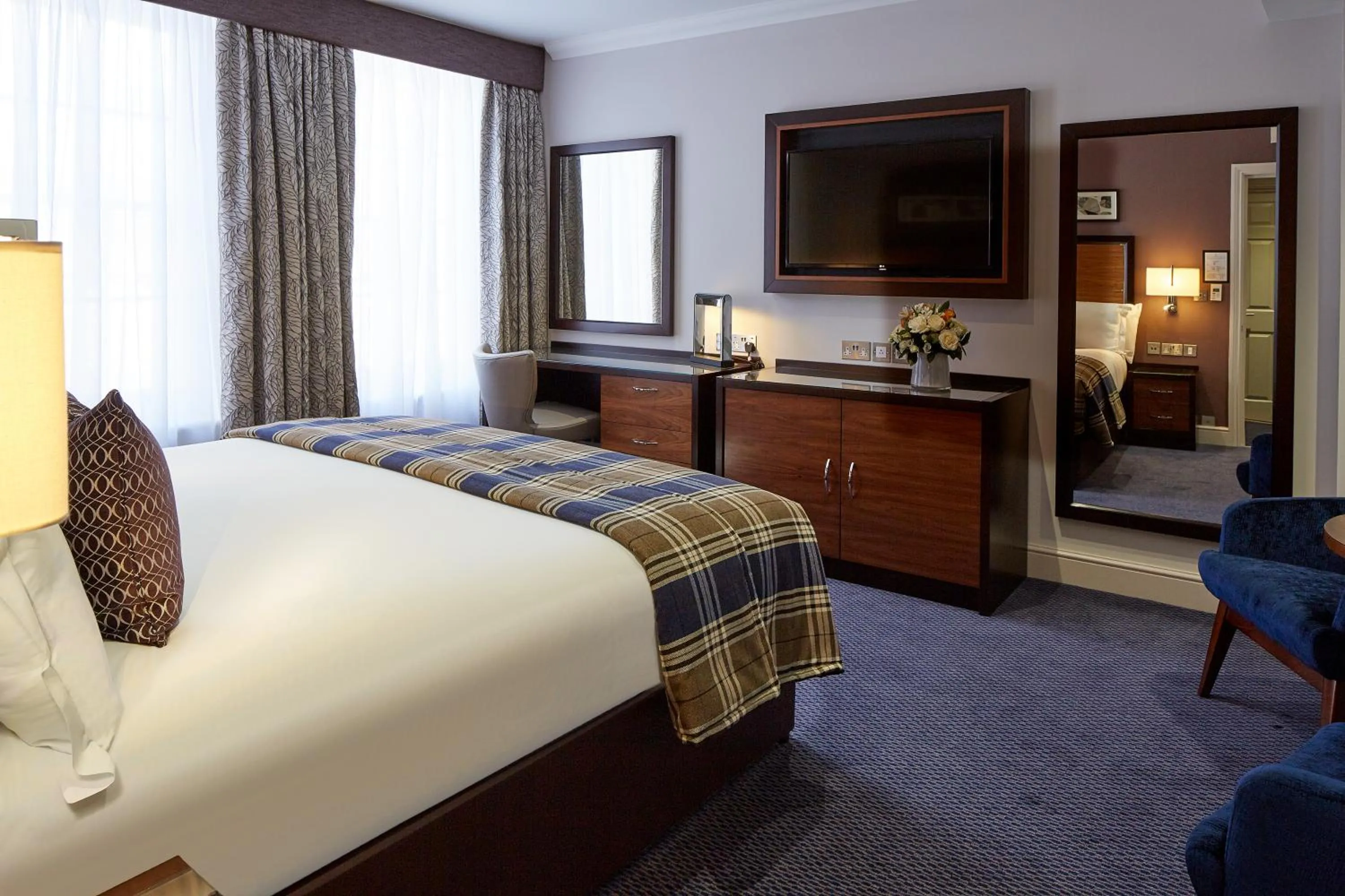 Bedroom, Bed in Sir Christopher Wren Hotel