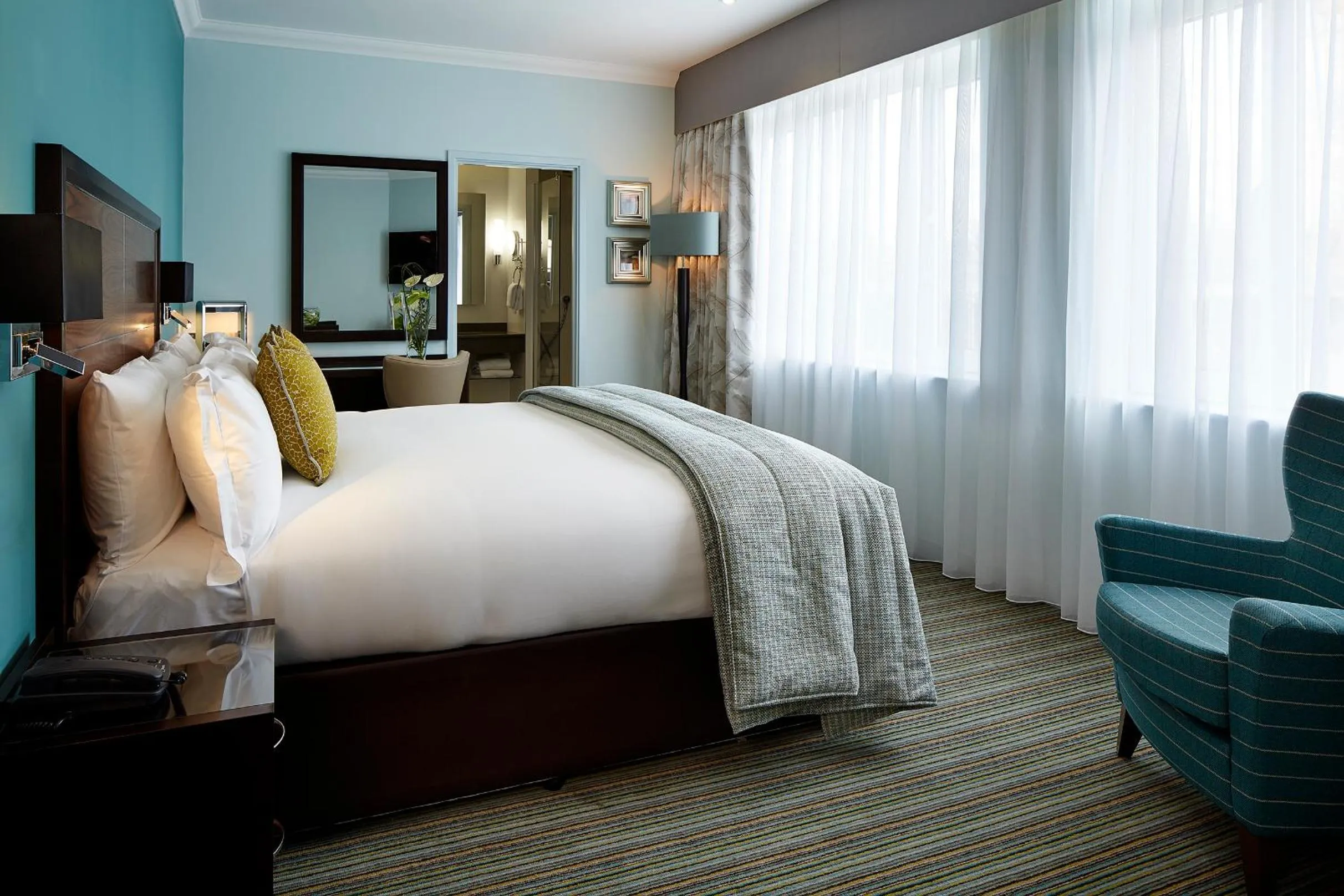 Bedroom, Bed in Sir Christopher Wren Hotel