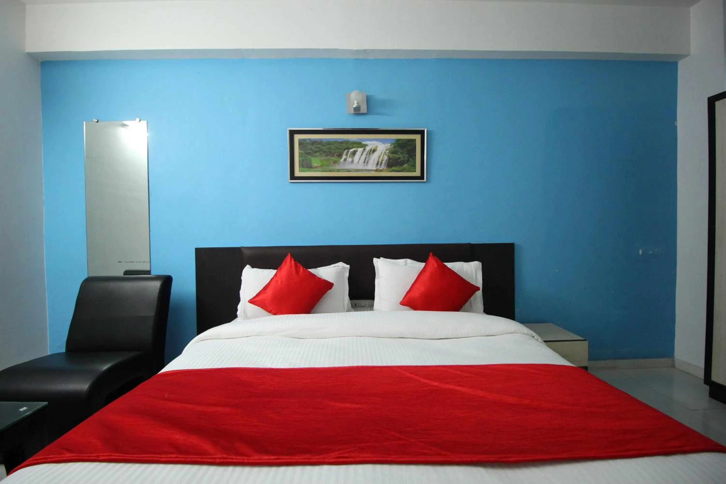 Bedroom, Bed in Hotel Hillton