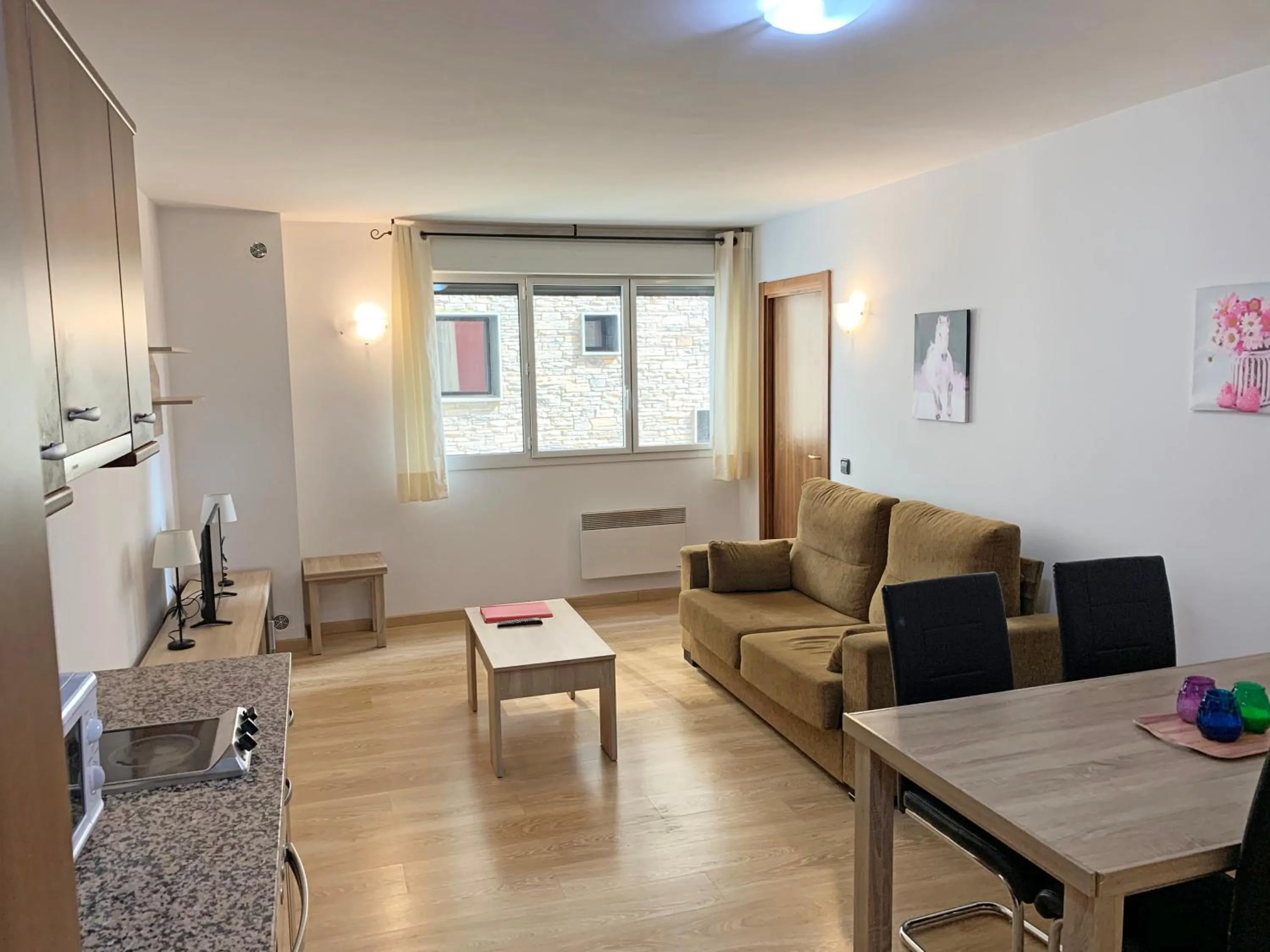 TV and multimedia in Apartamentos Araco 3000