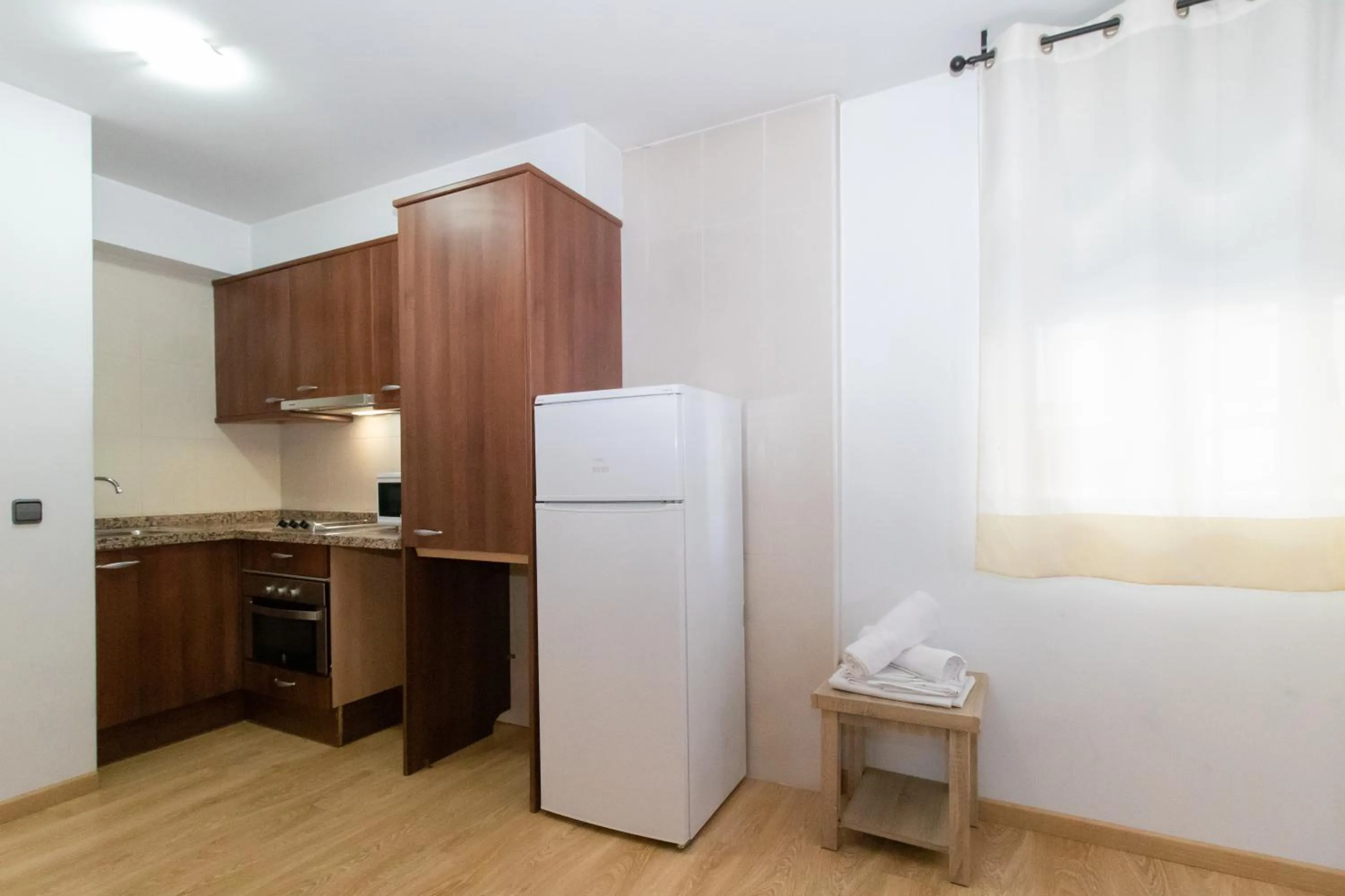 Kitchen or kitchenette in Apartamentos Araco 3000