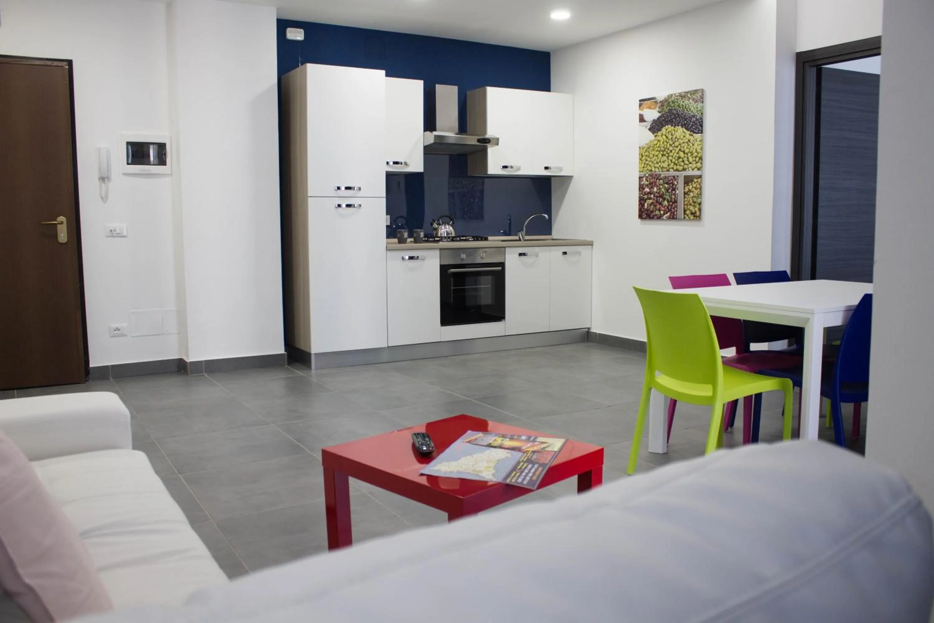 Kitchen or kitchenette in Residence Palazzo dei Delfini by RECEPTIO