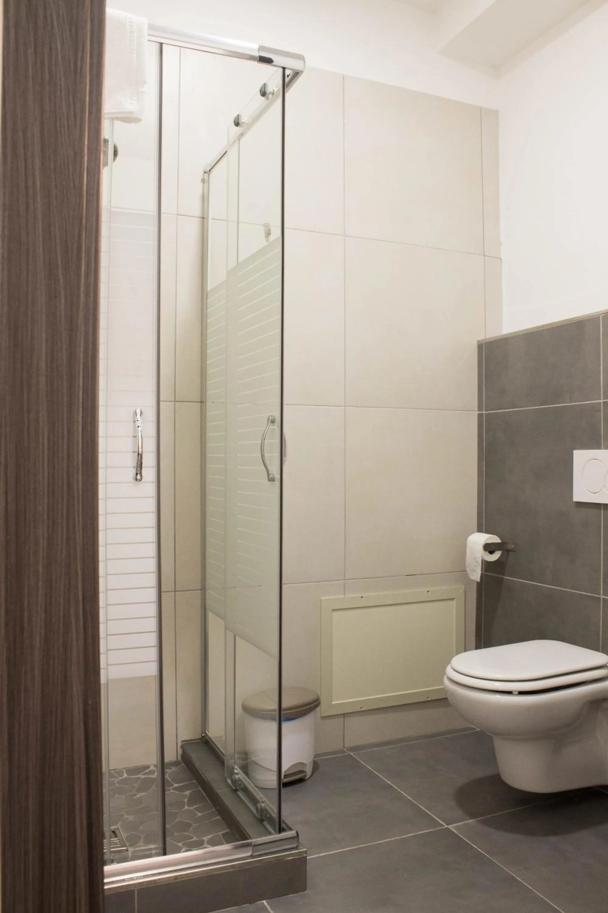 Shower in Residence Palazzo dei Delfini by RECEPTIO