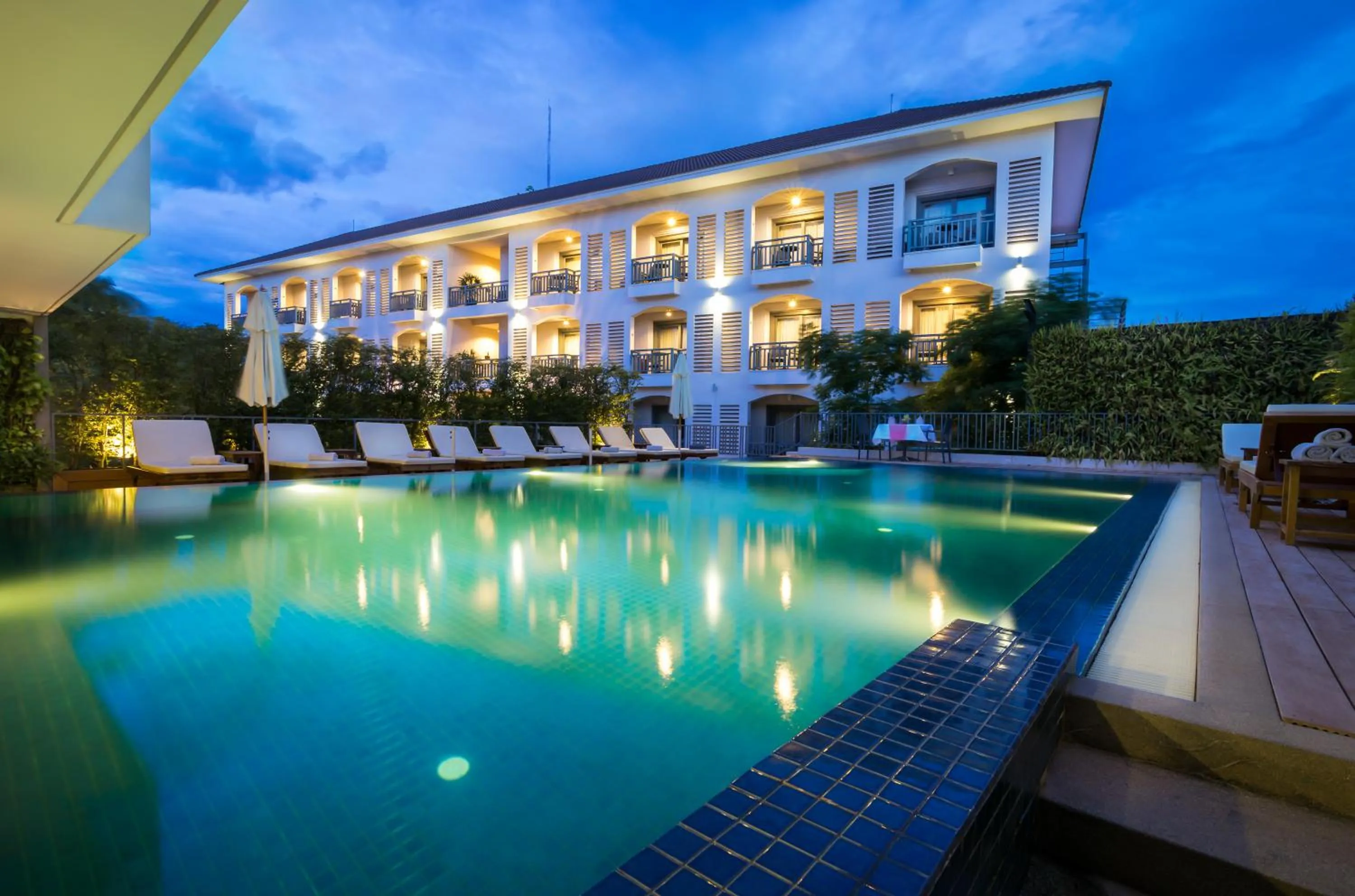 Swimming pool in Damrei Residence & Spa