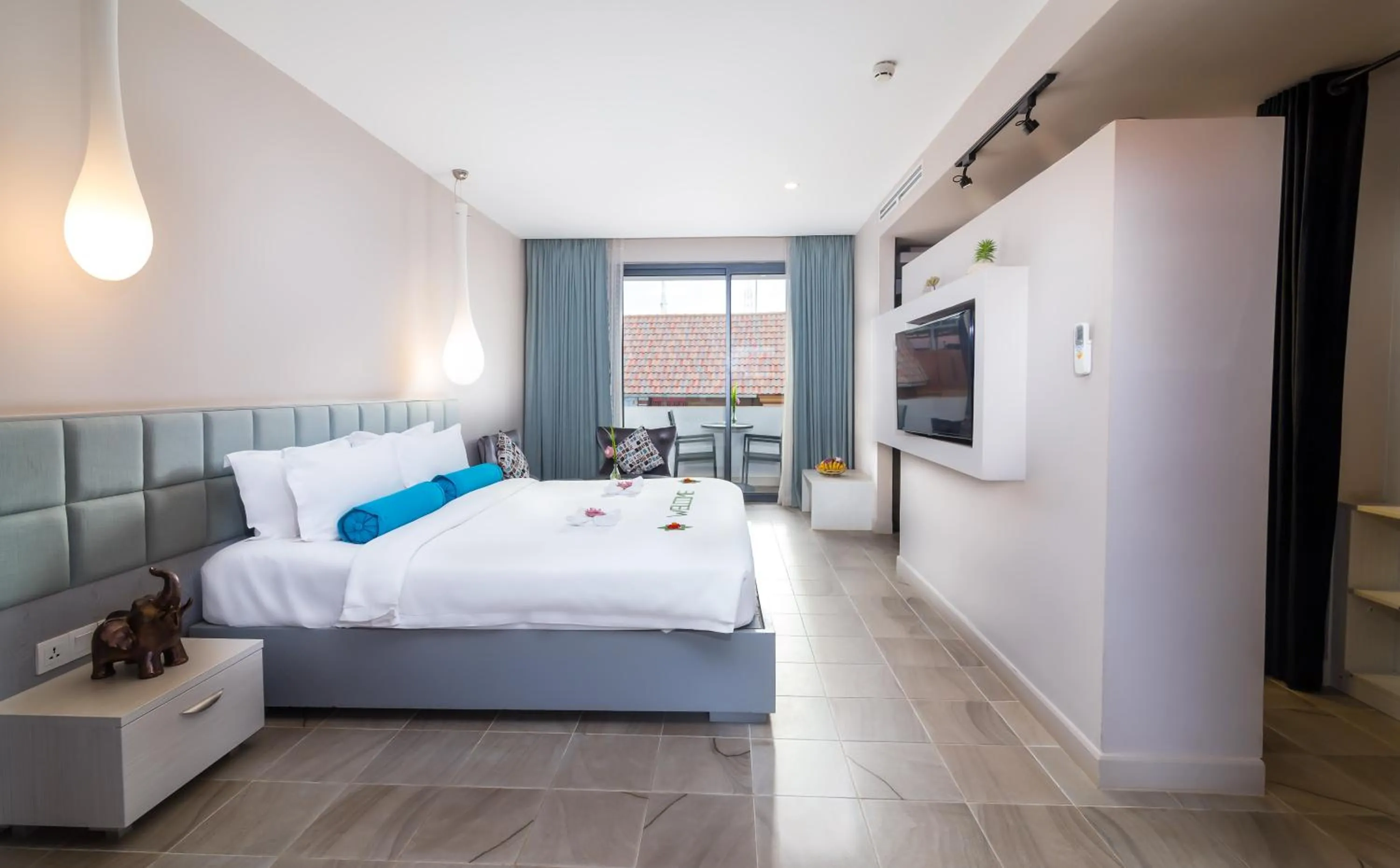 Photo of the whole room, Bed in Damrei Residence & Spa