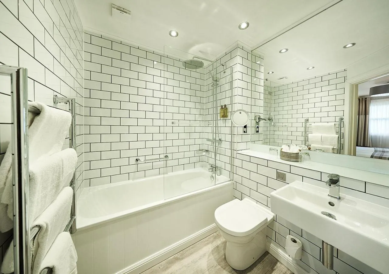 Toilet in Loch Fyne Hotel & Spa