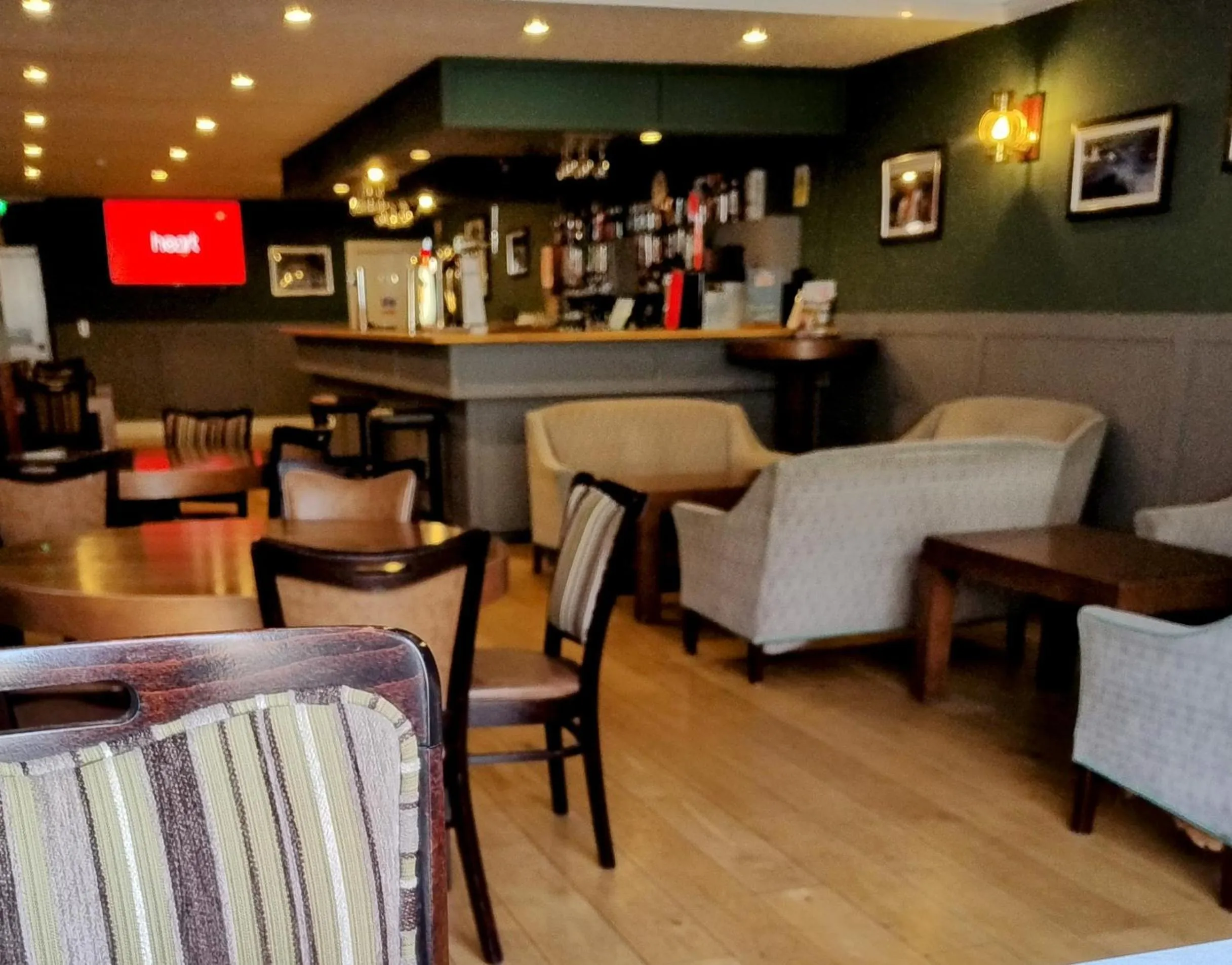 Lounge or bar in Royal Thurso Hotel