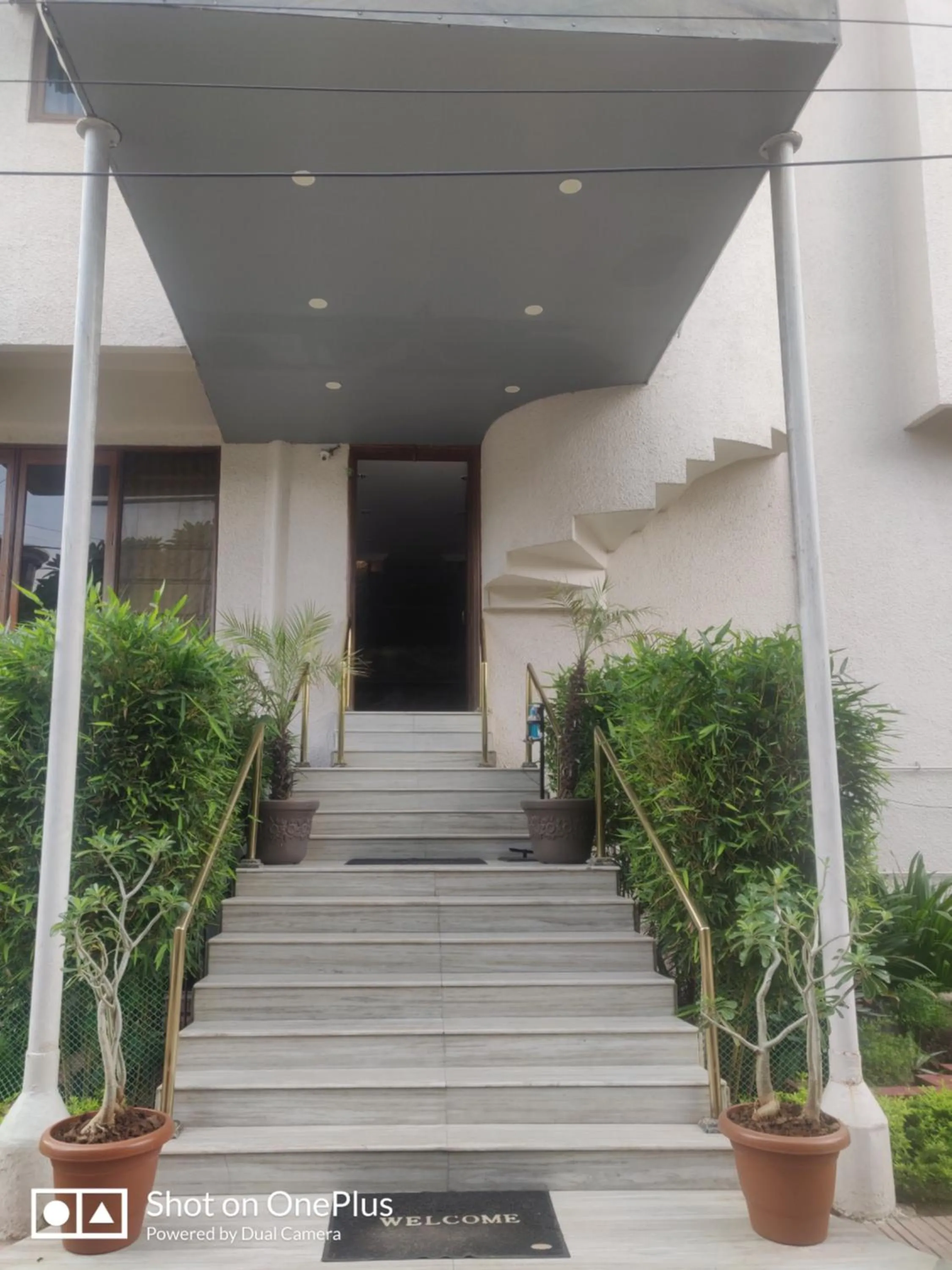 Facade/entrance in Hotel GRG