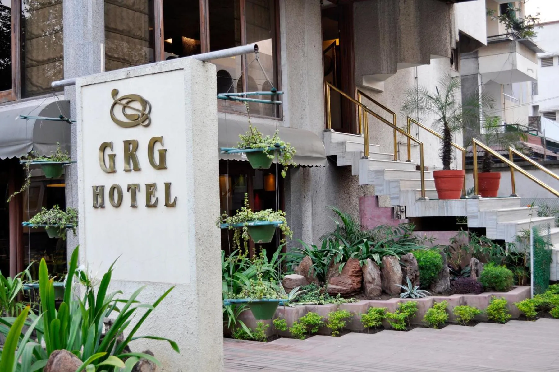 Facade/entrance in Hotel GRG