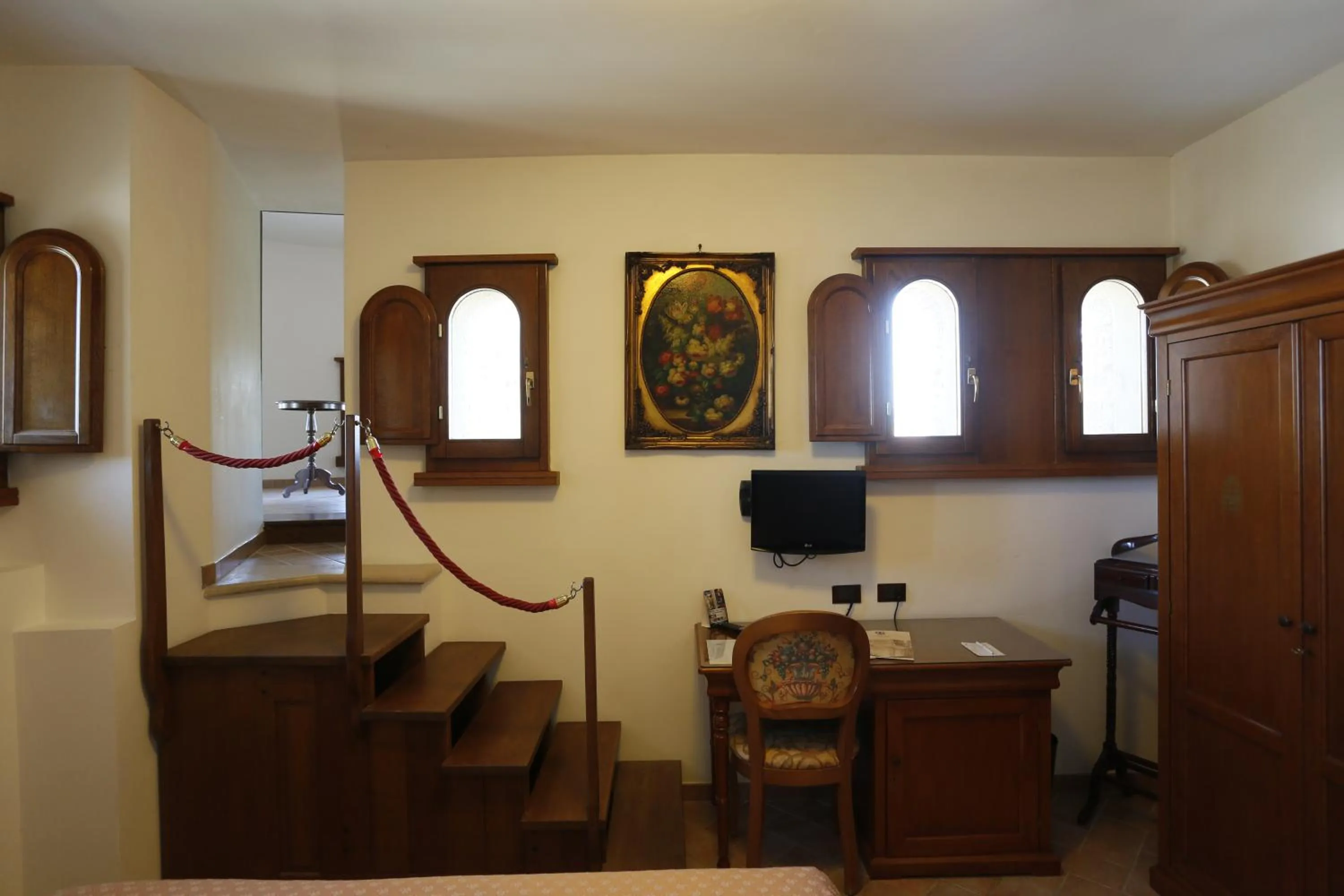 Bedroom in Hotel Castello di Septe