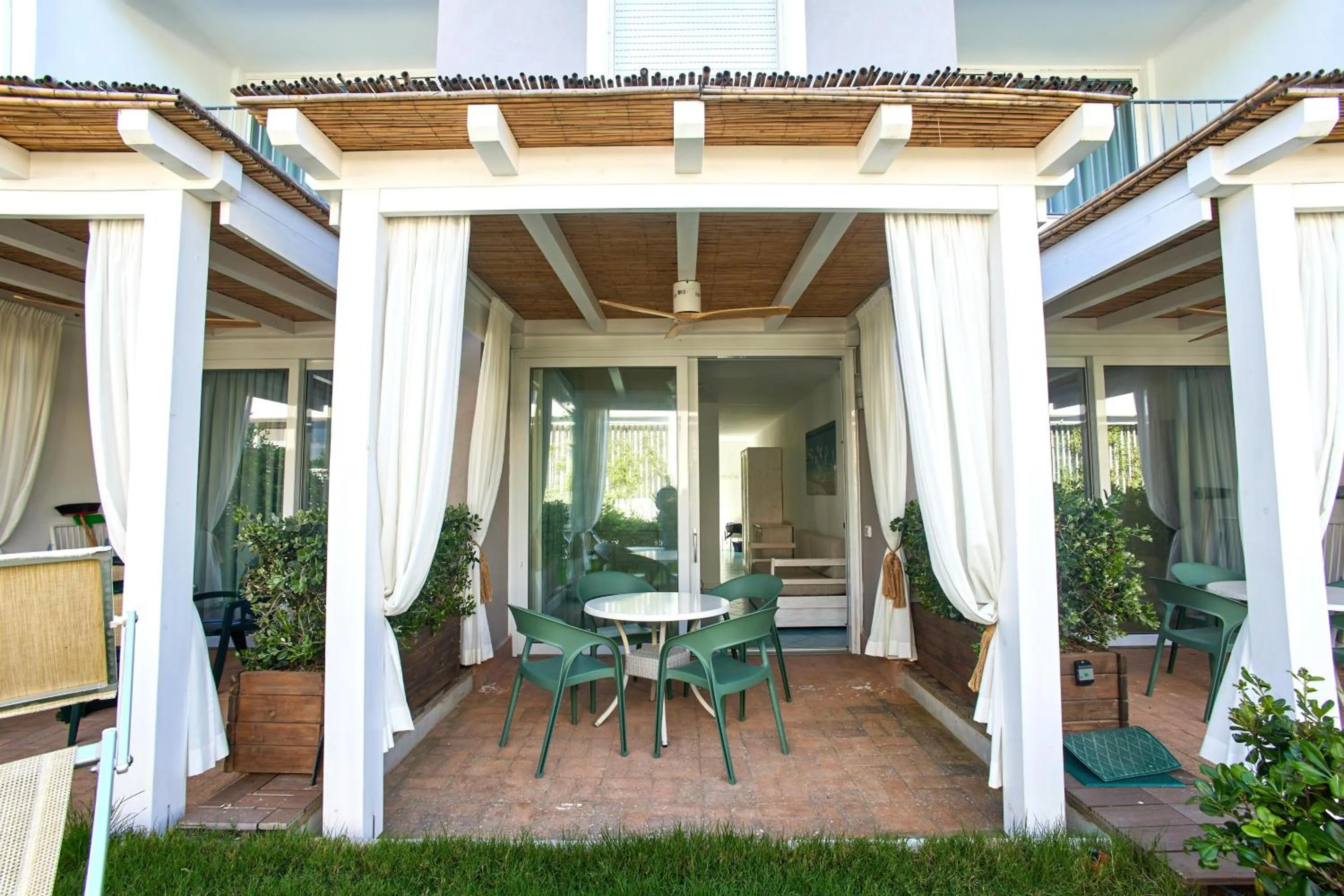 Photo of the whole room in Ancora Resort