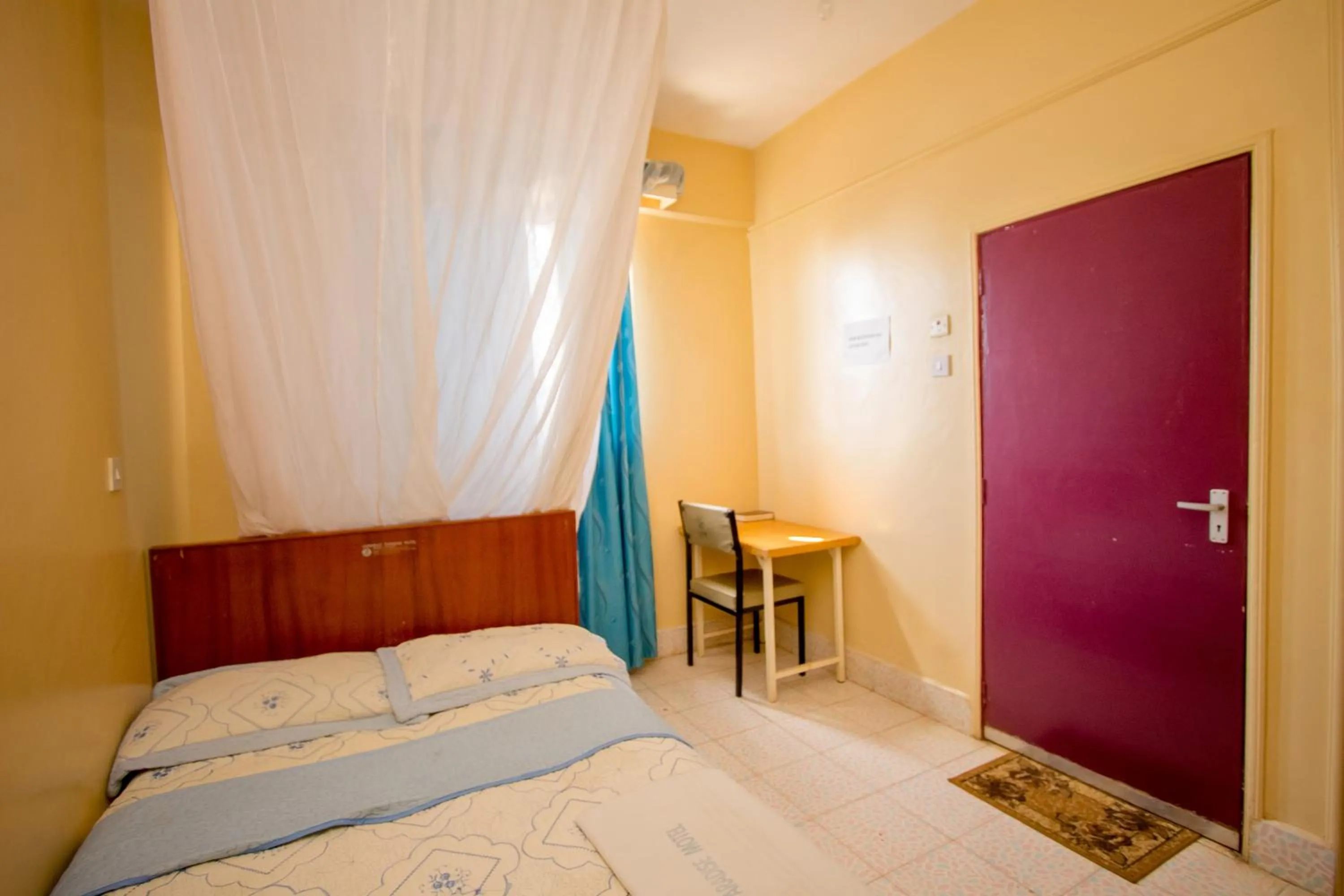 Bed in Jamindas Paradise Motel