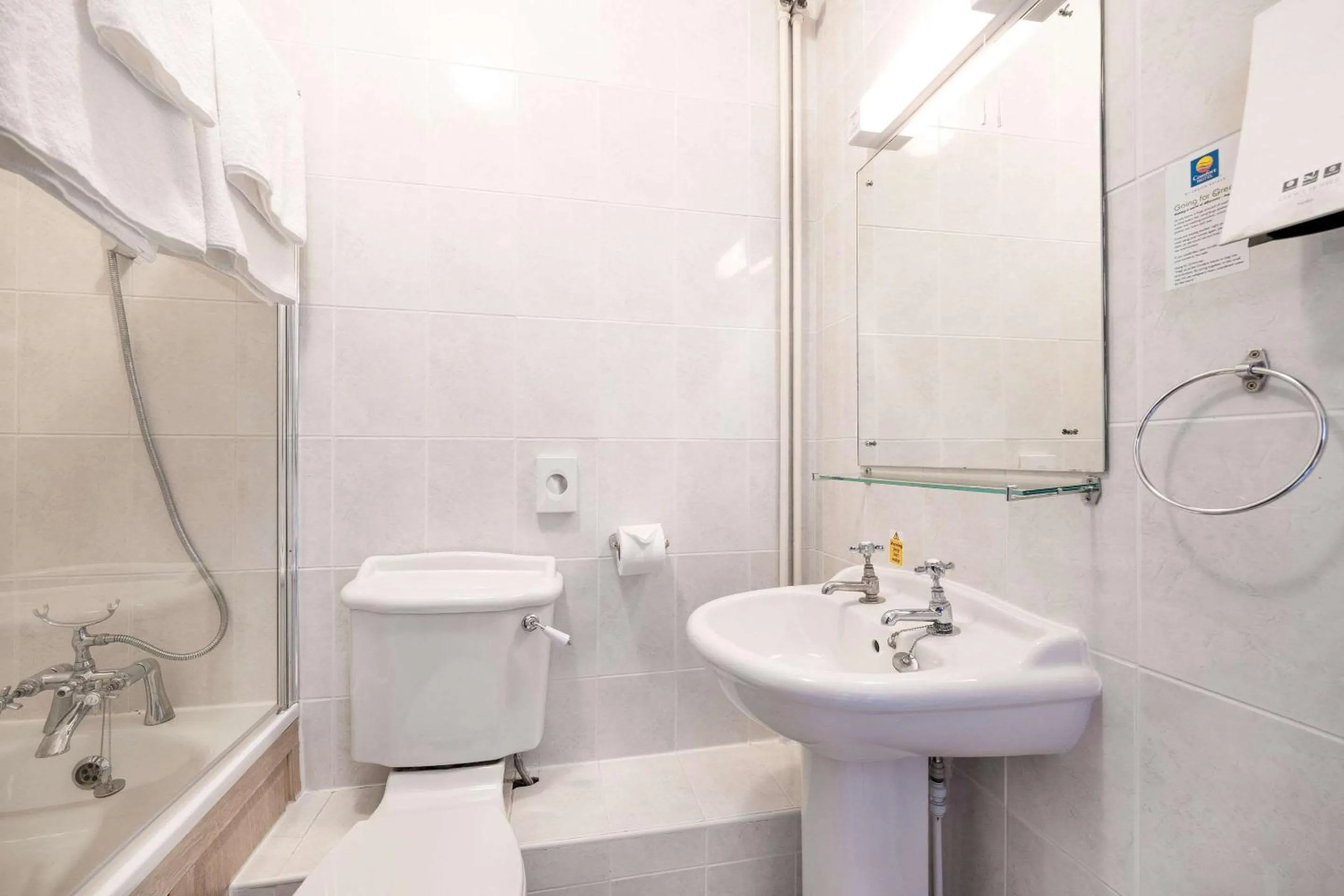 Bathroom in Comfort Hotel Great Yarmouth