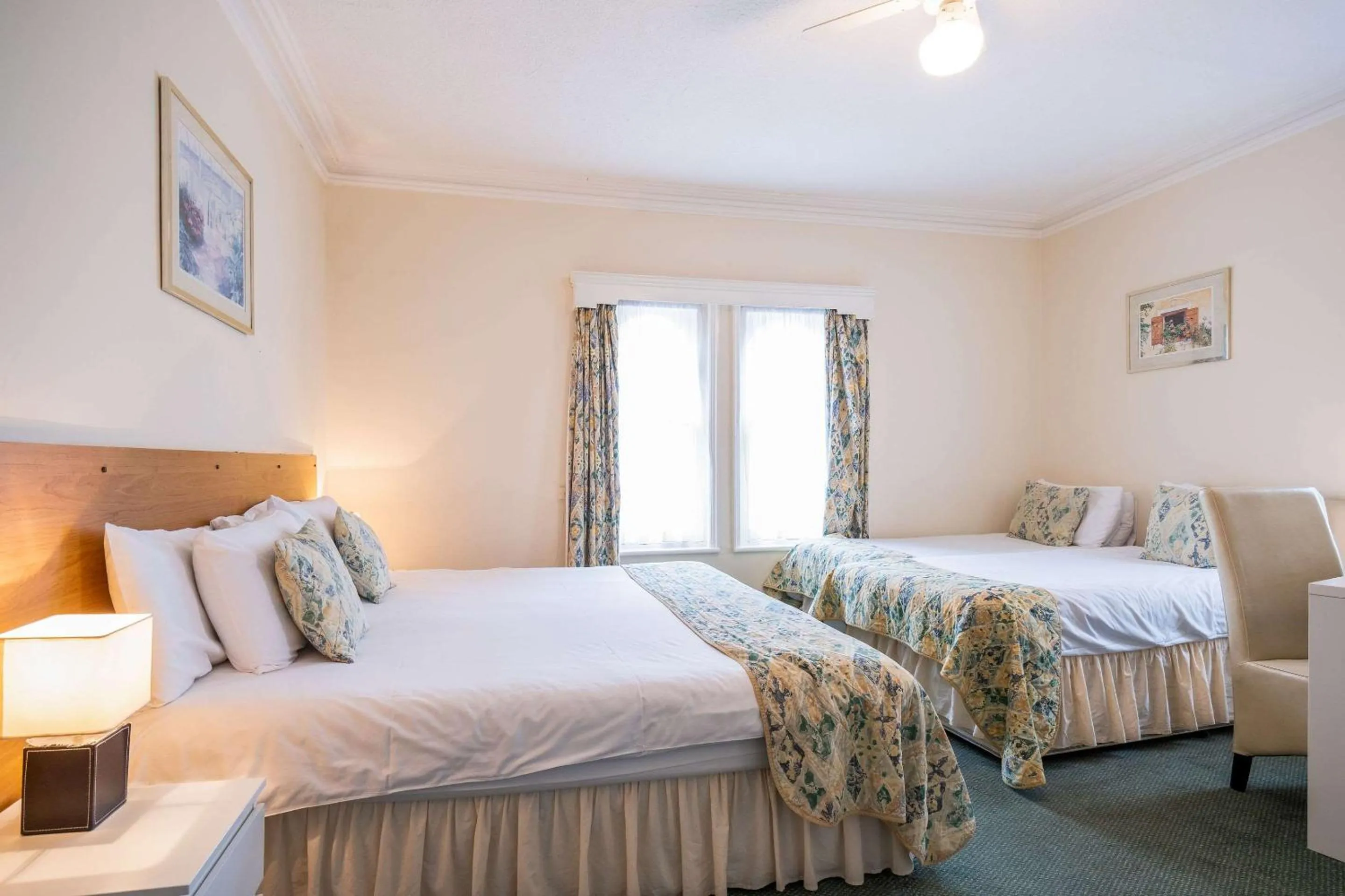 Photo of the whole room in Comfort Hotel Great Yarmouth