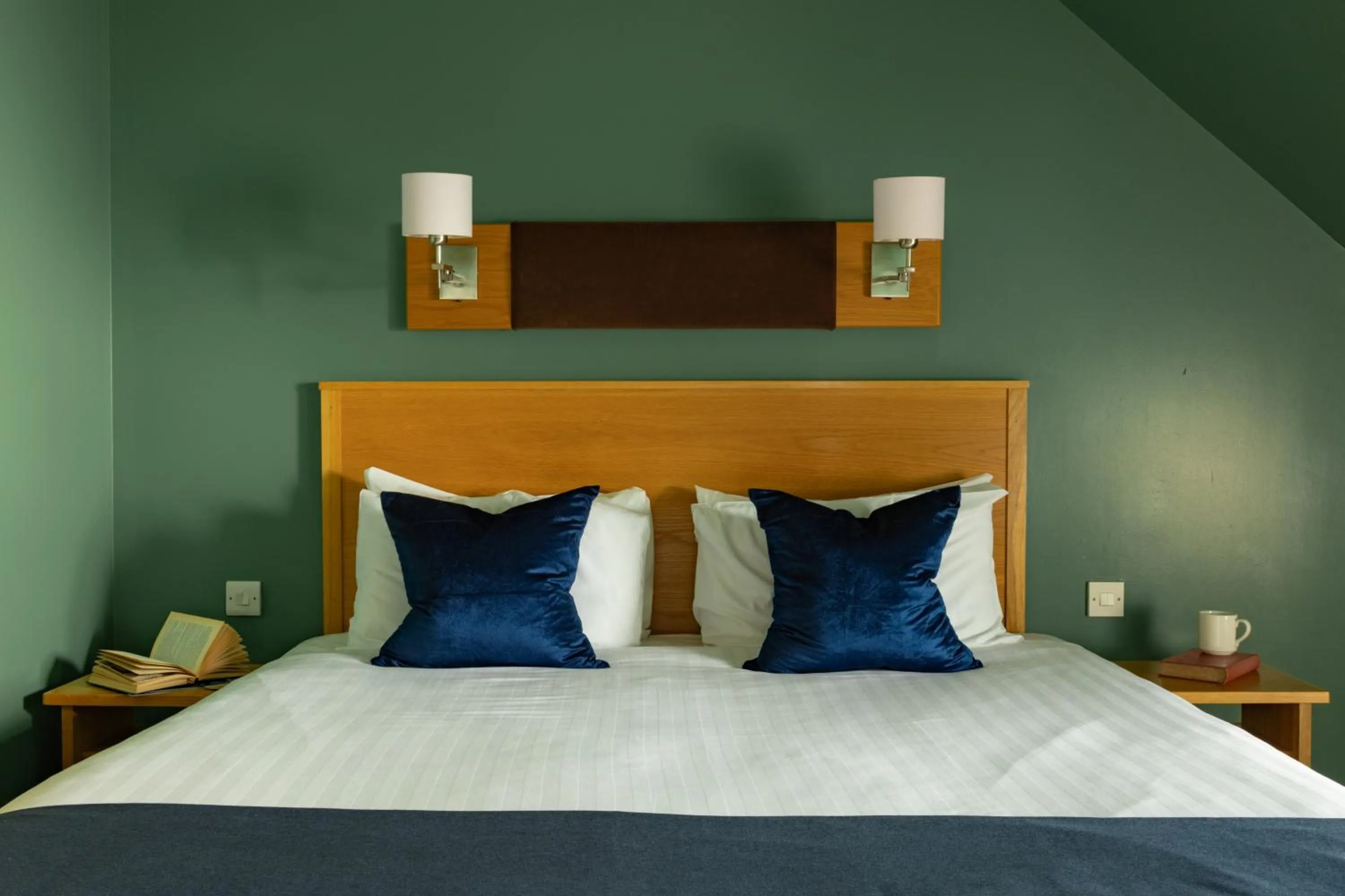 Bedroom, Bed in Portrush Atlantic Hotel