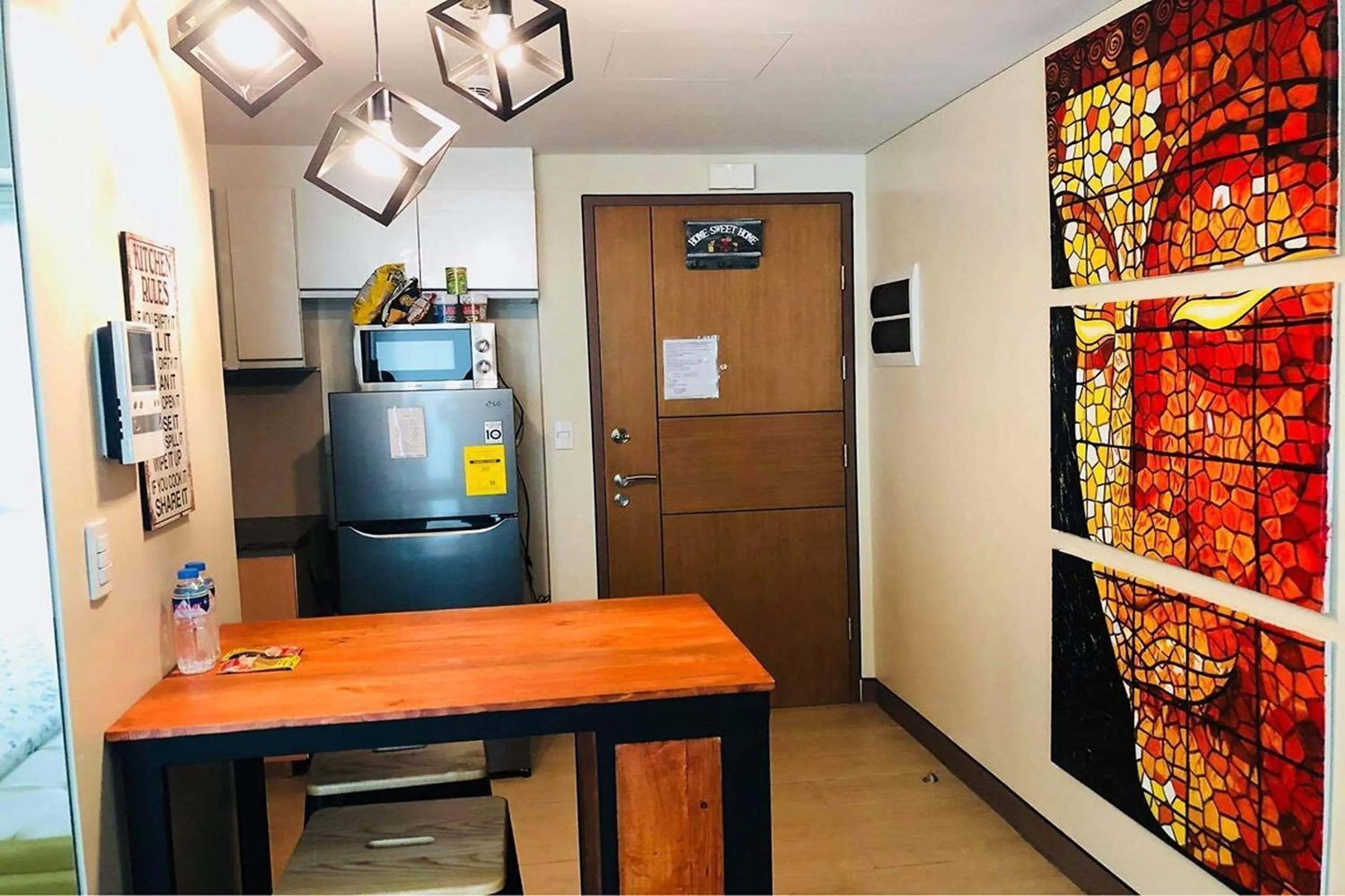 Kitchen or kitchenette in PRS at One Palm Tree Villa near T3 Airport