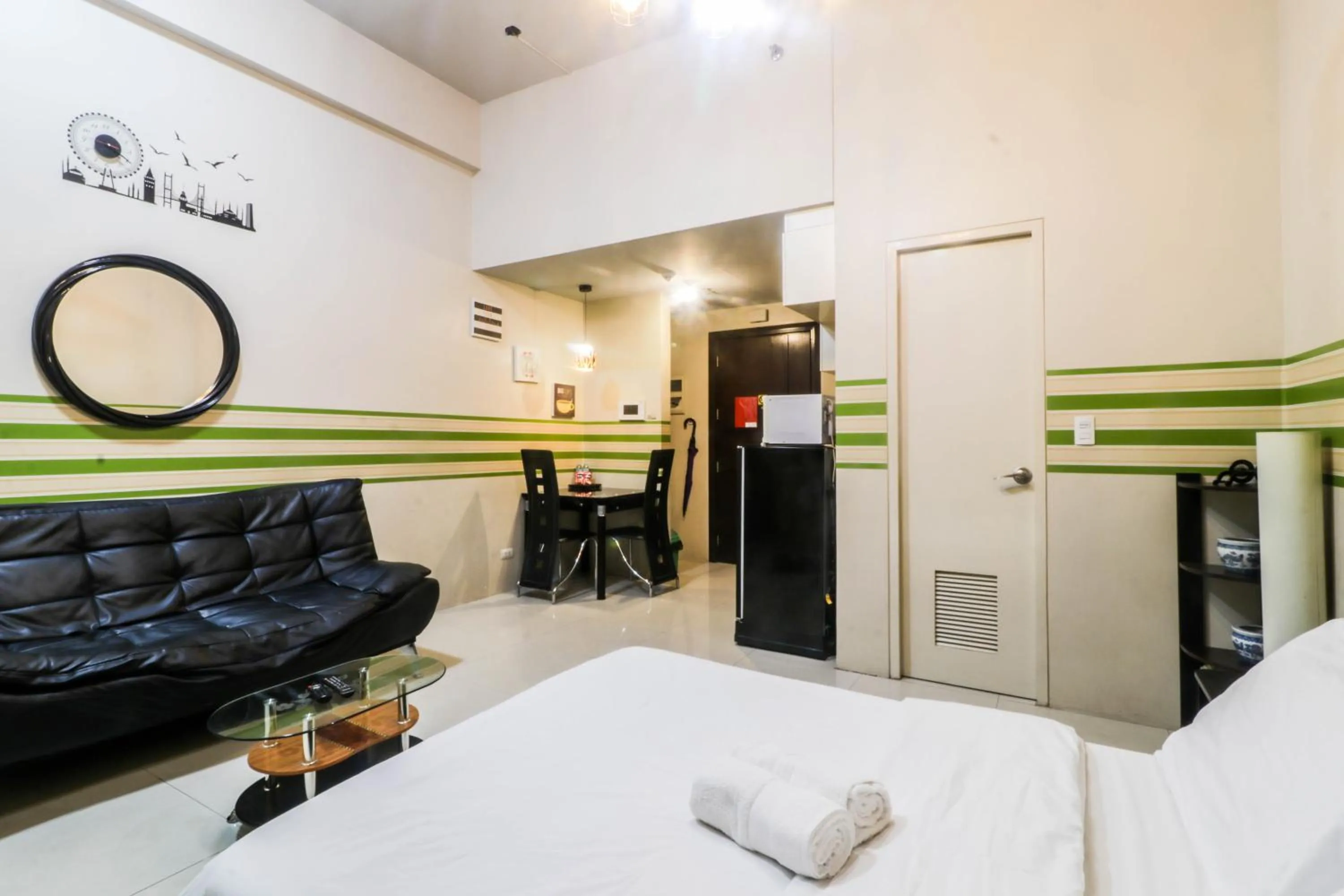 Bedroom, Bed in PRS at One Palm Tree Villa near T3 Airport