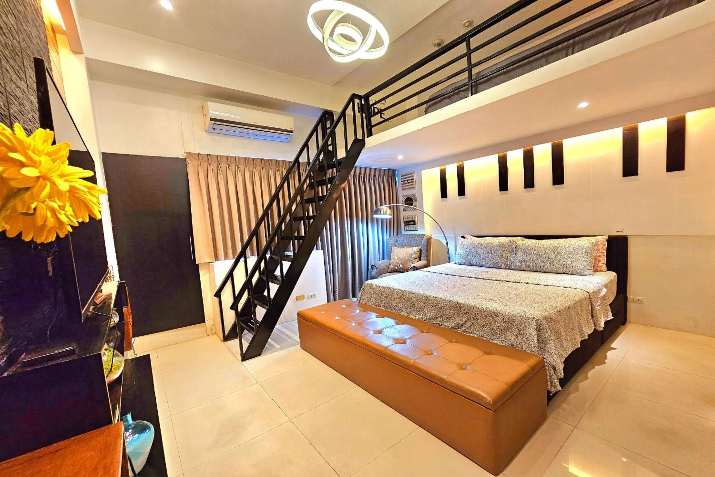 Bed in PRS at One Palm Tree Villa near T3 Airport