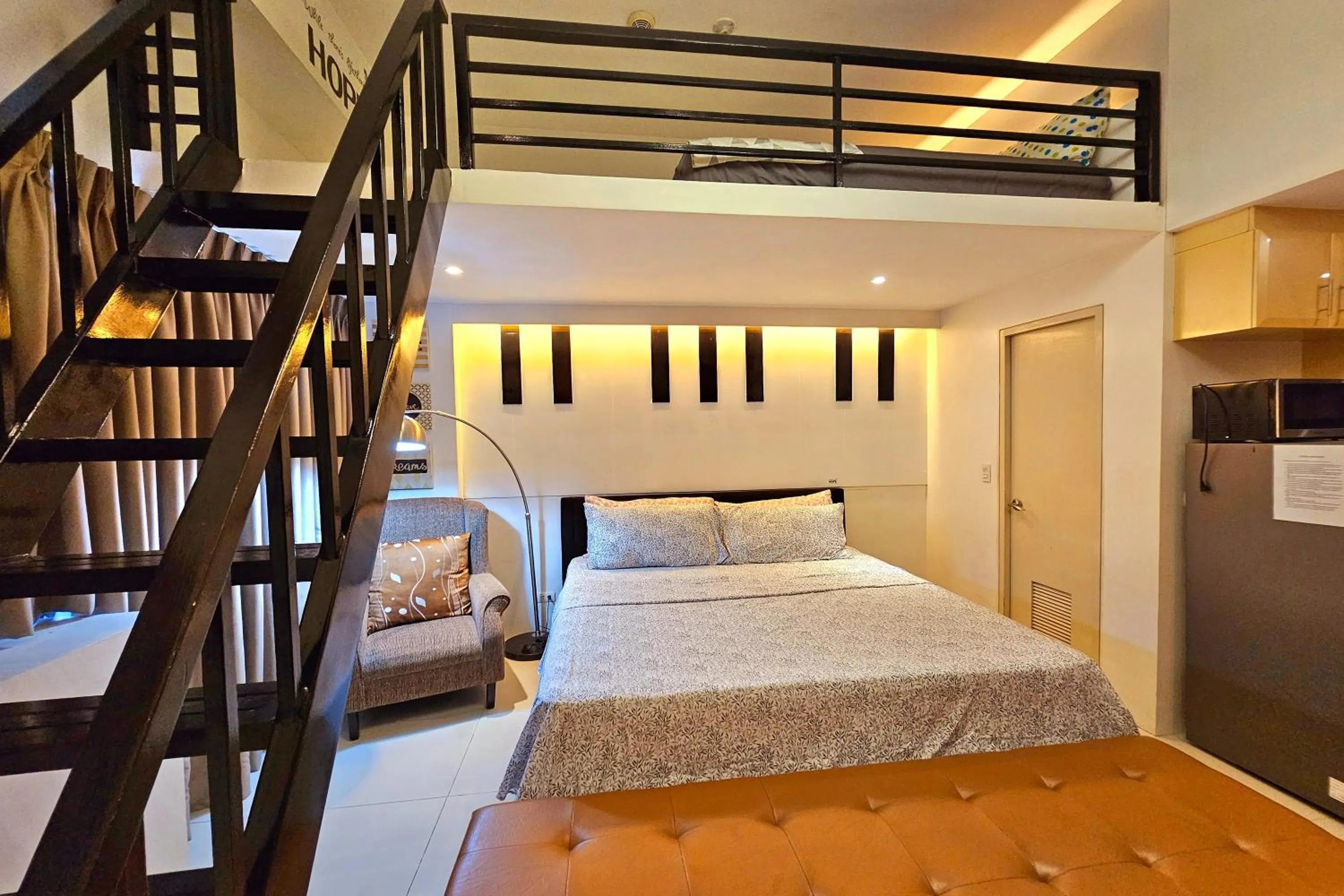 Bed in PRS at One Palm Tree Villa near T3 Airport