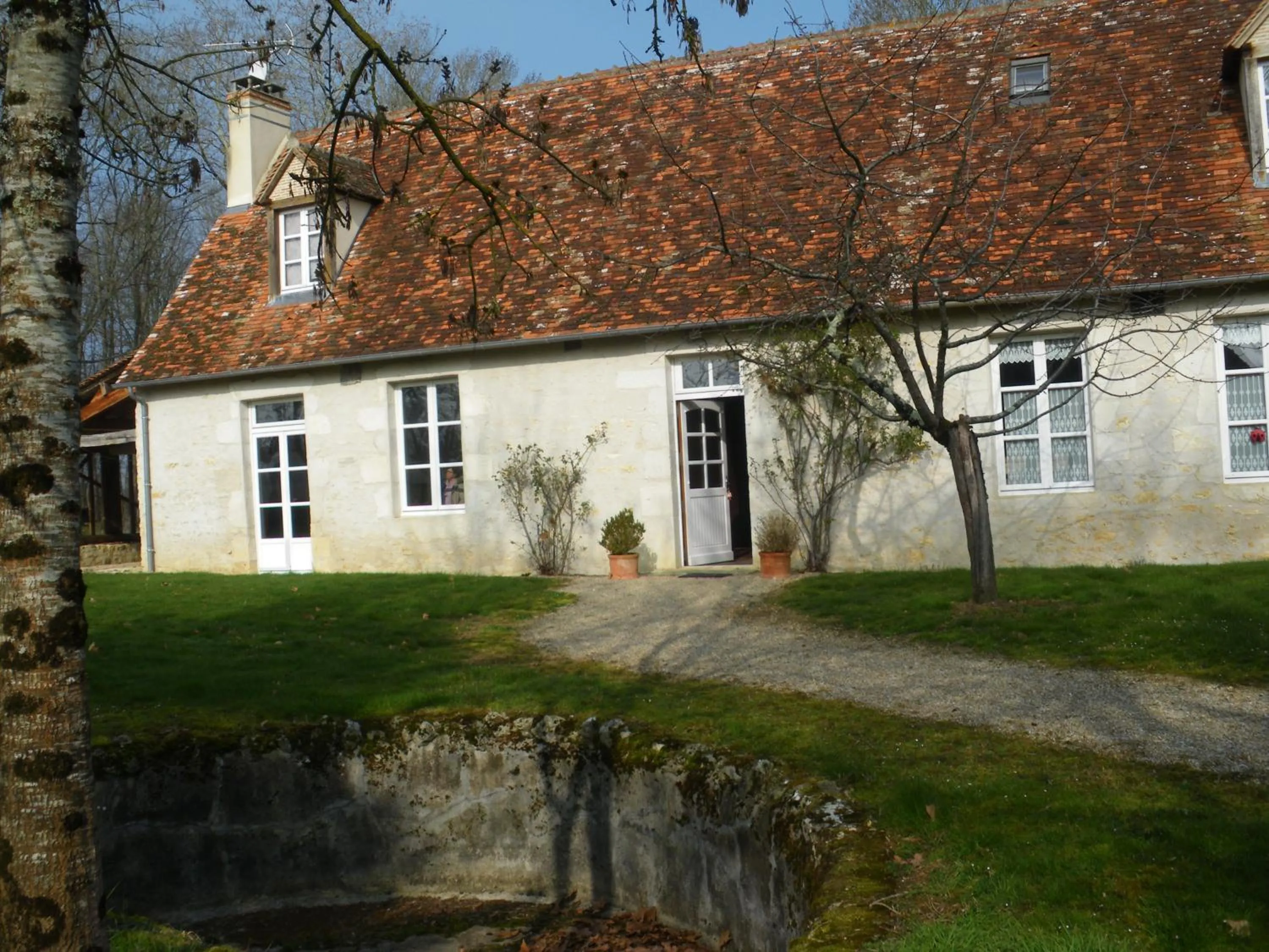 Property building in Domaine de la Touche Mosnay
