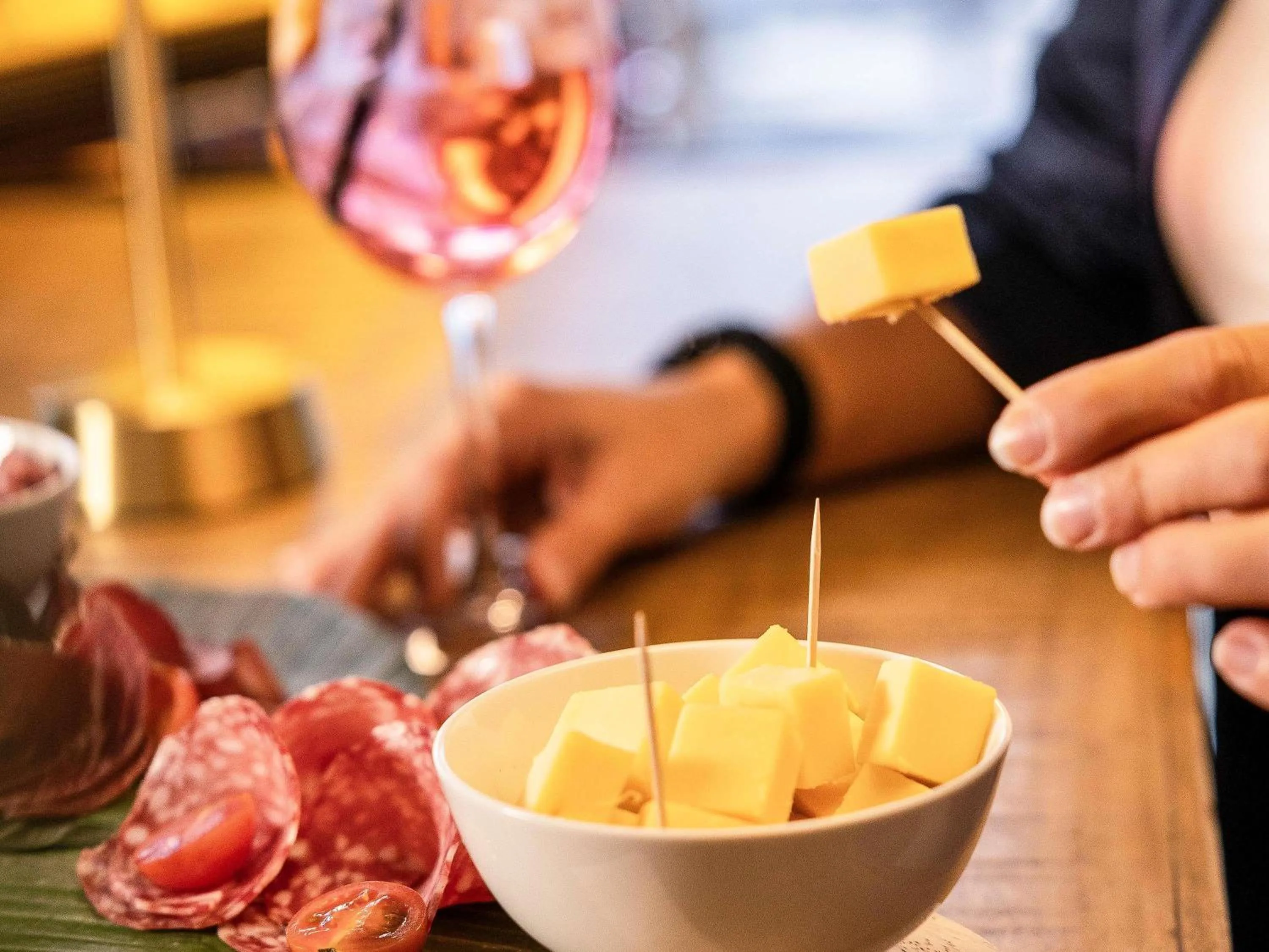 Lounge or bar in Novotel Brussels Airport