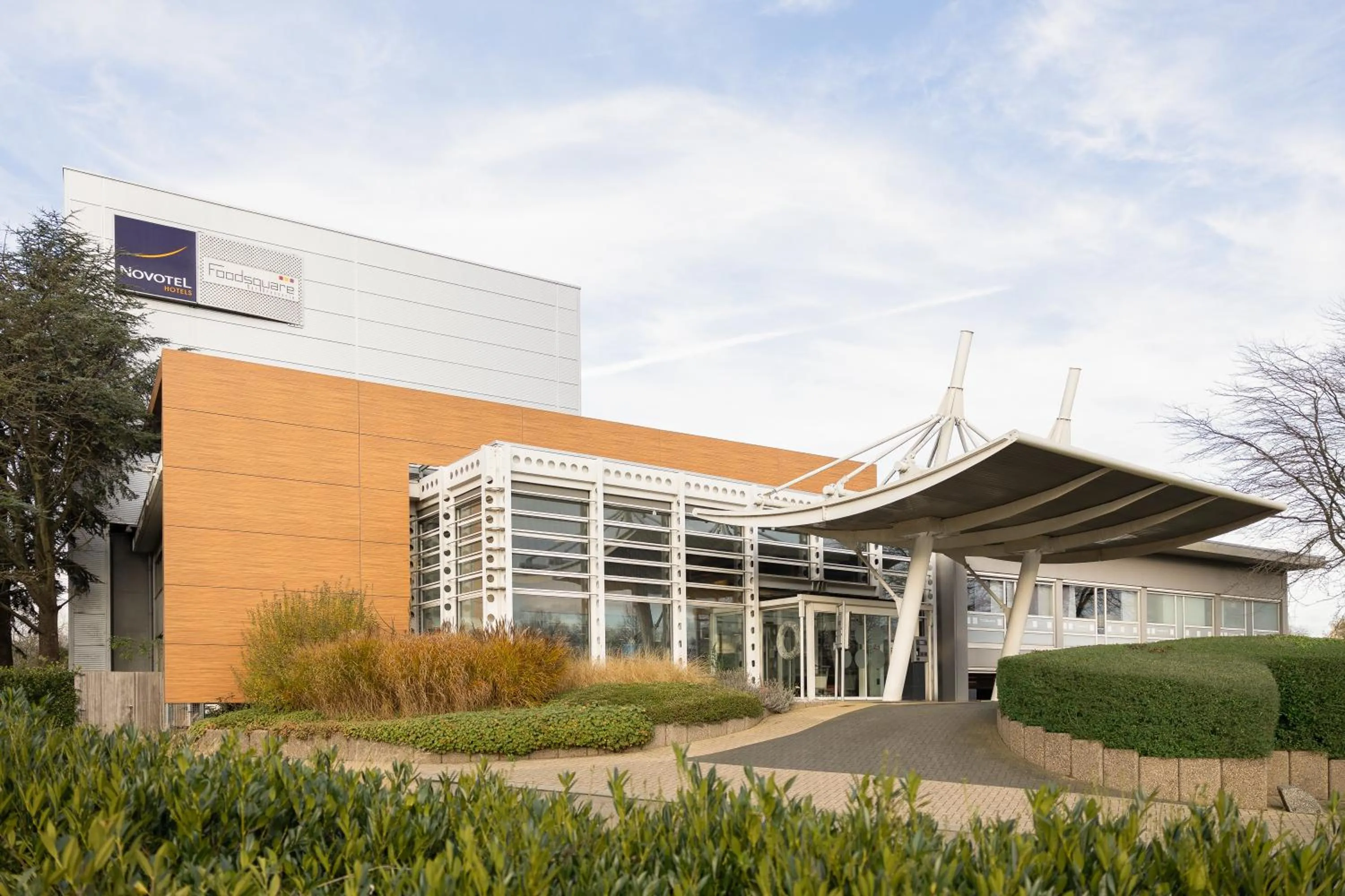 Facade/entrance in Novotel Brussels Airport