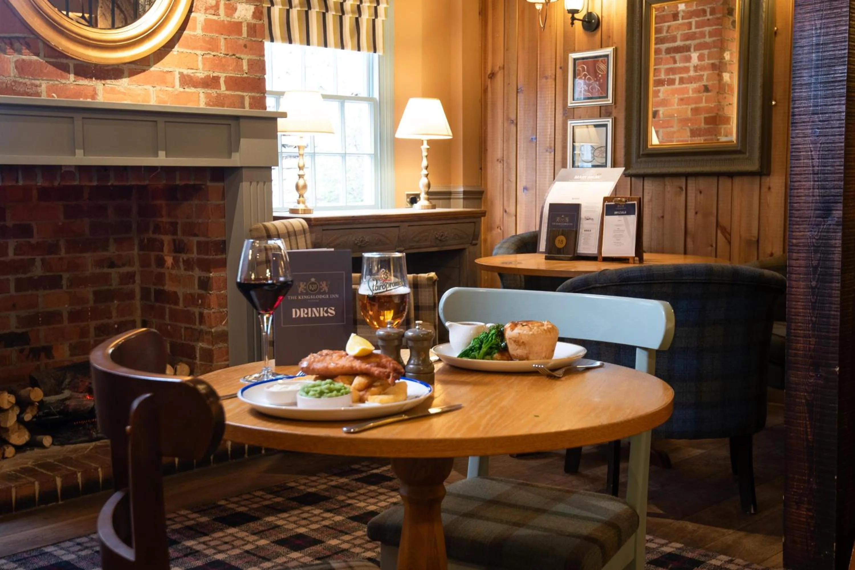 Food and drinks in The Kingslodge Inn - The Inn Collection Group