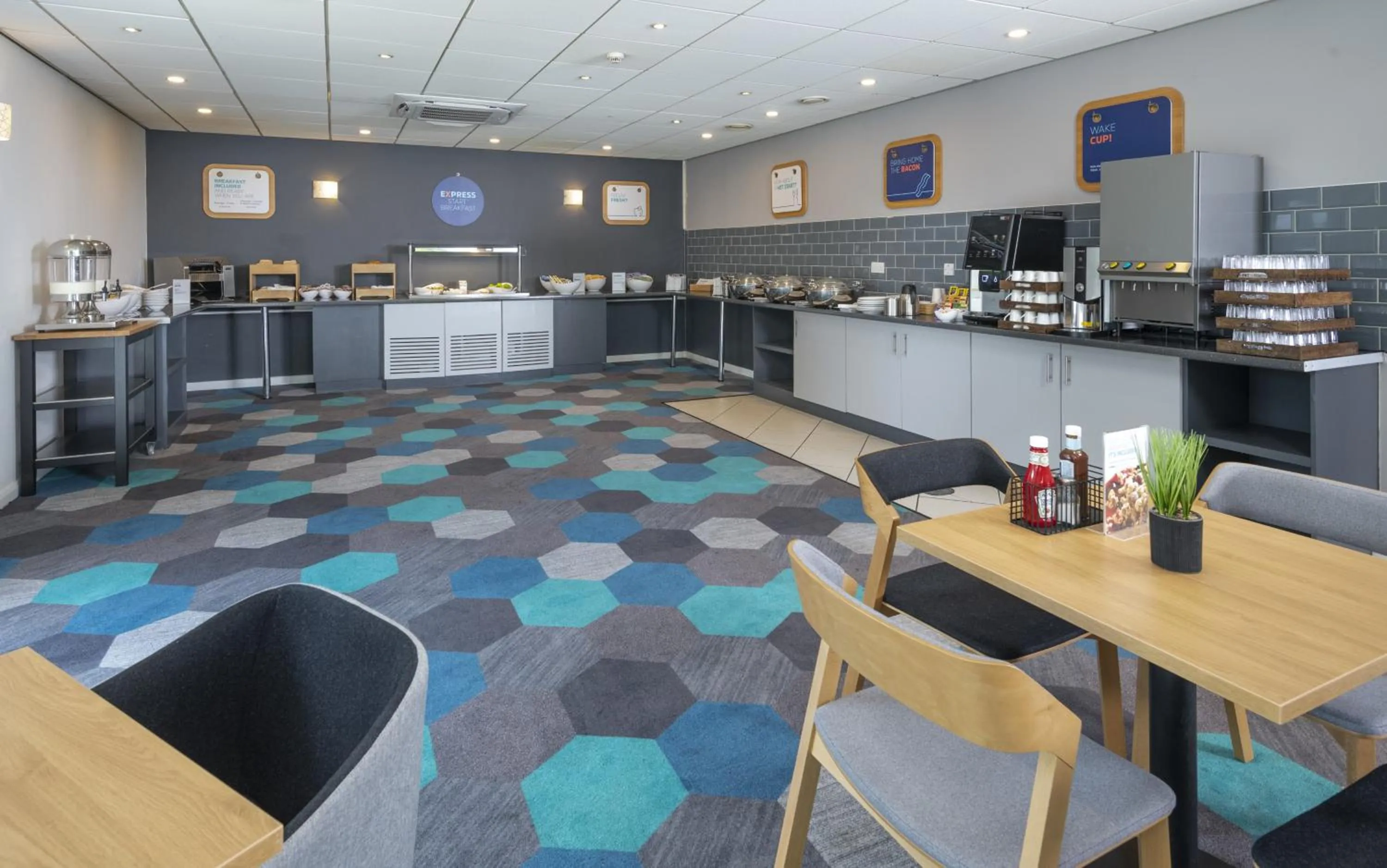 Breakfast in Holiday Inn Express Lichfield by IHG