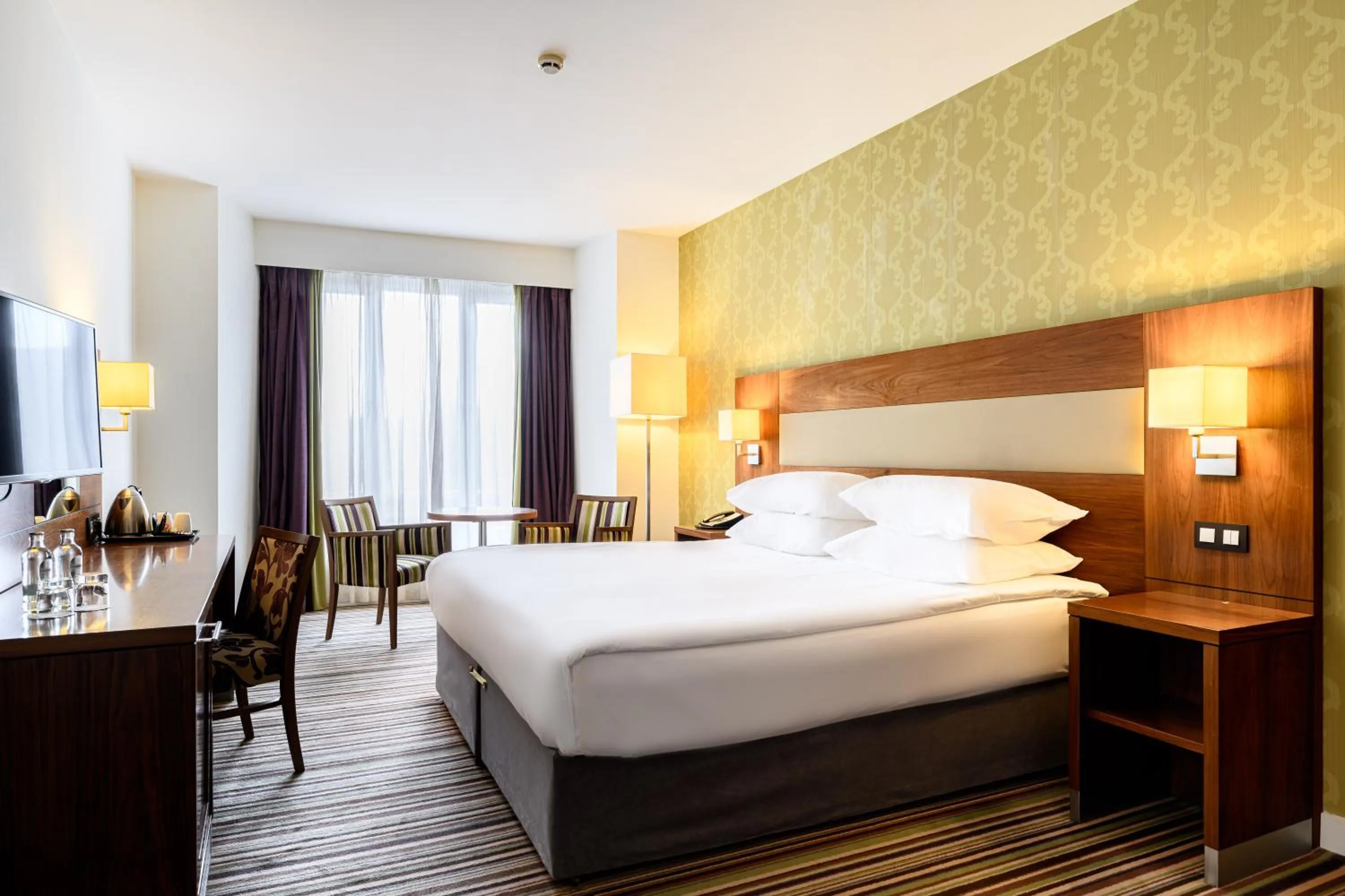 Bed in Mercure Liege City Centre